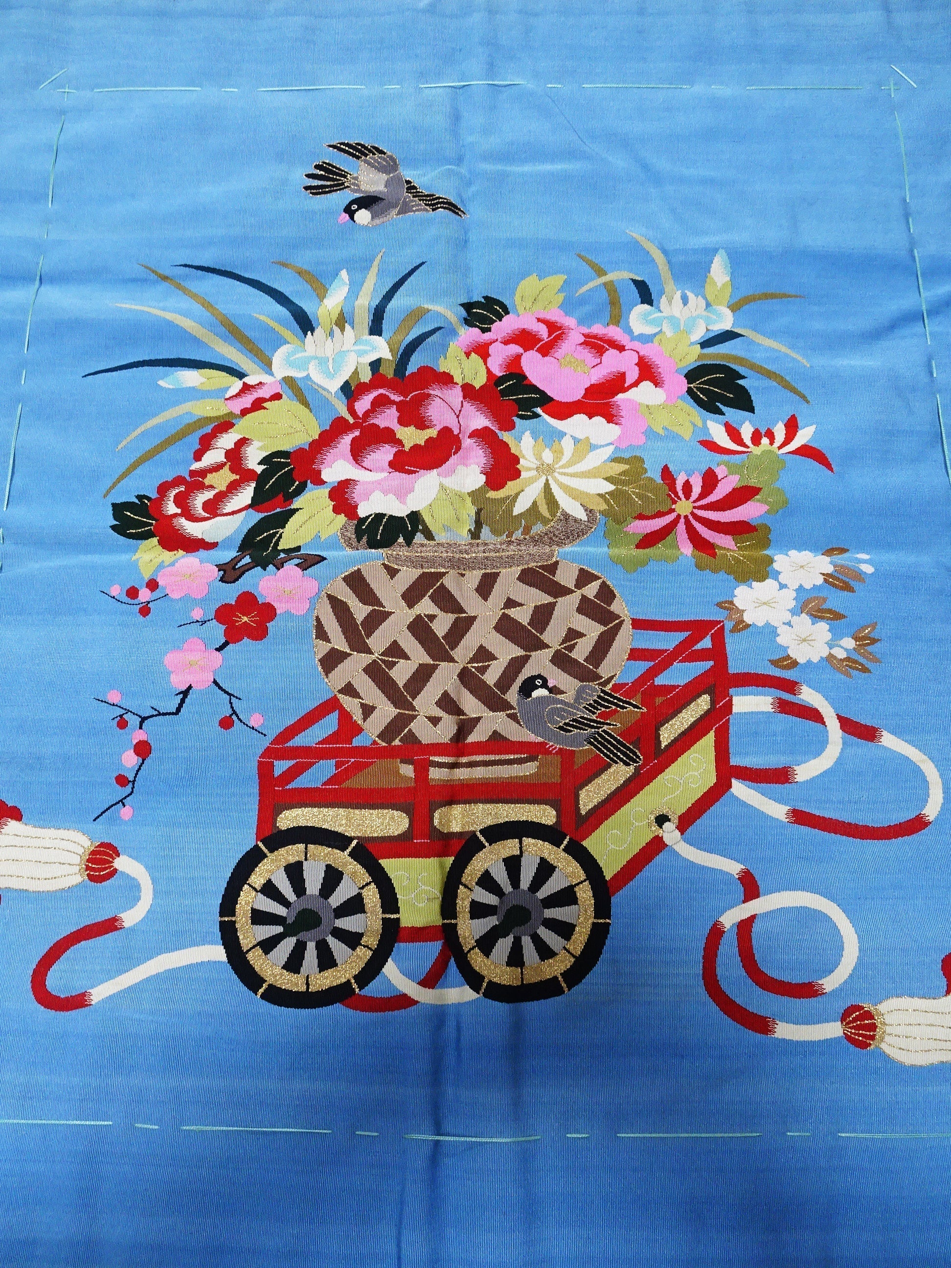 NISHIJIN TSUMEGAKI  HONTSUZUREORI (Nishijin-Tsuzureori Weaving)