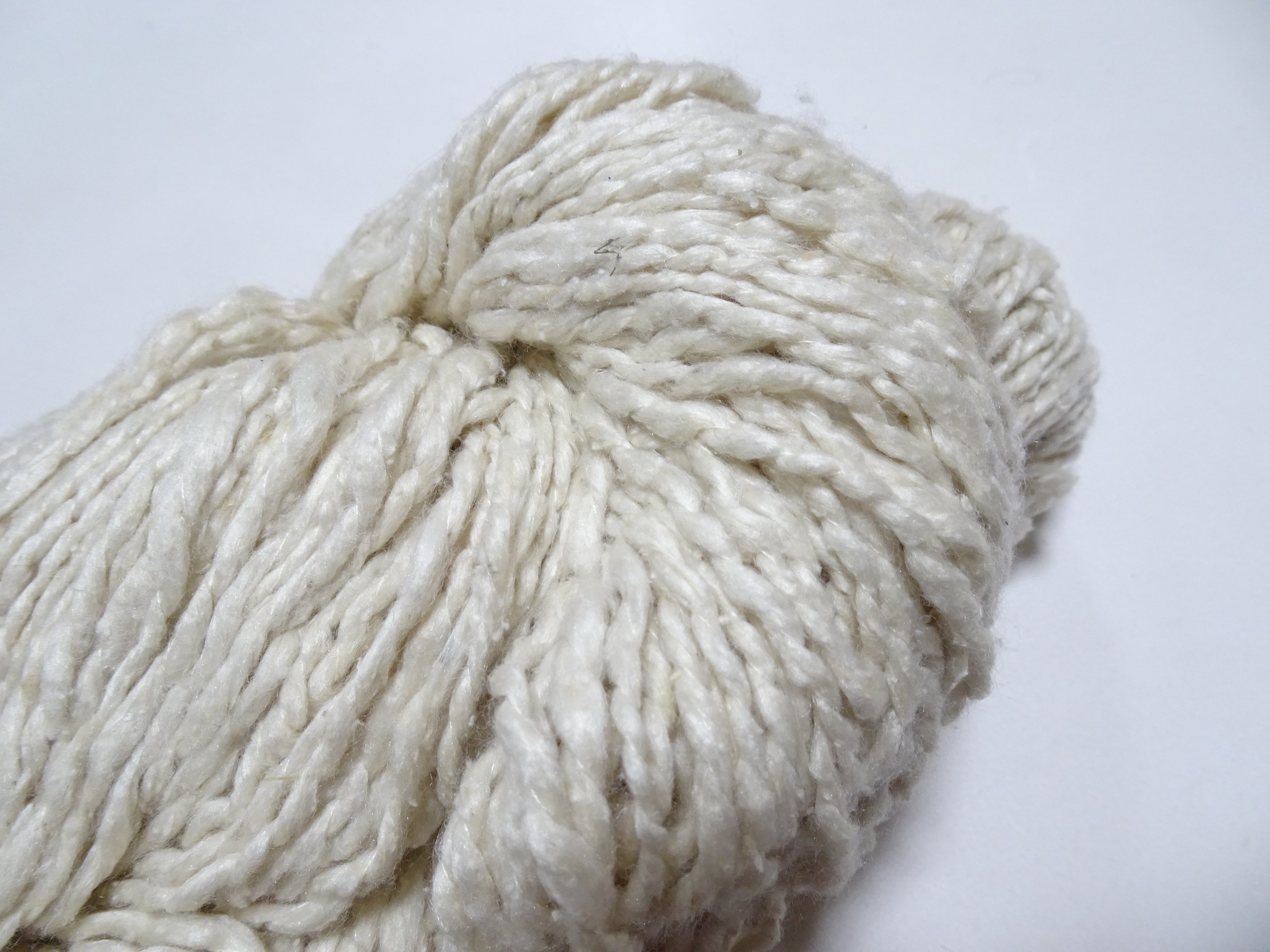 Japanese Tanaka Gen Silk – One-of-a-Kind Hand-Dyed Artistic Silk Thread, Rare Japanese Artisan Yarn, Limited Stock 16491