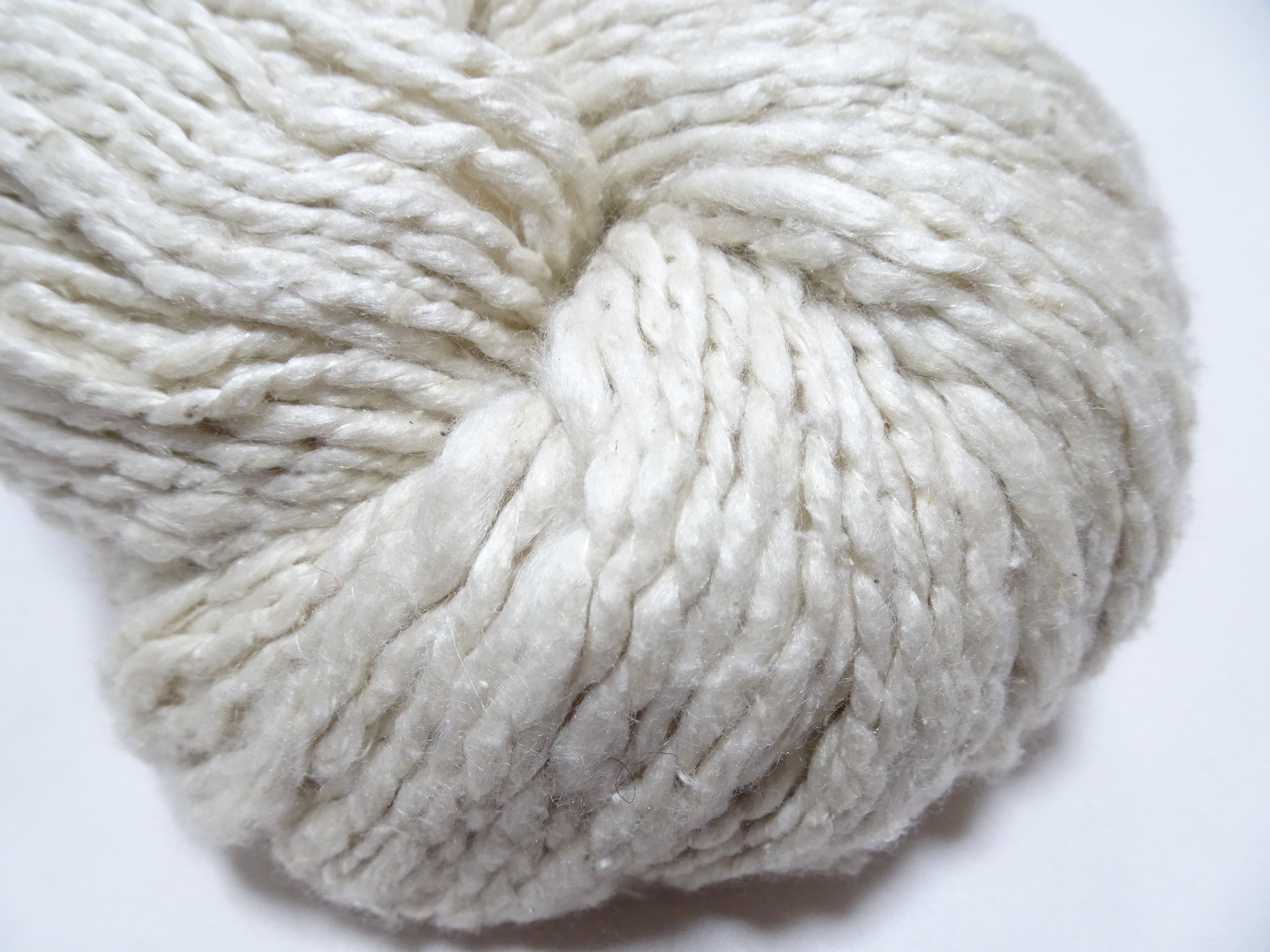 Japanese Tanaka Gen Silk – One-of-a-Kind Hand-Dyed Artistic Silk Thread, Rare Japanese Artisan Yarn, Limited Stock 16491
