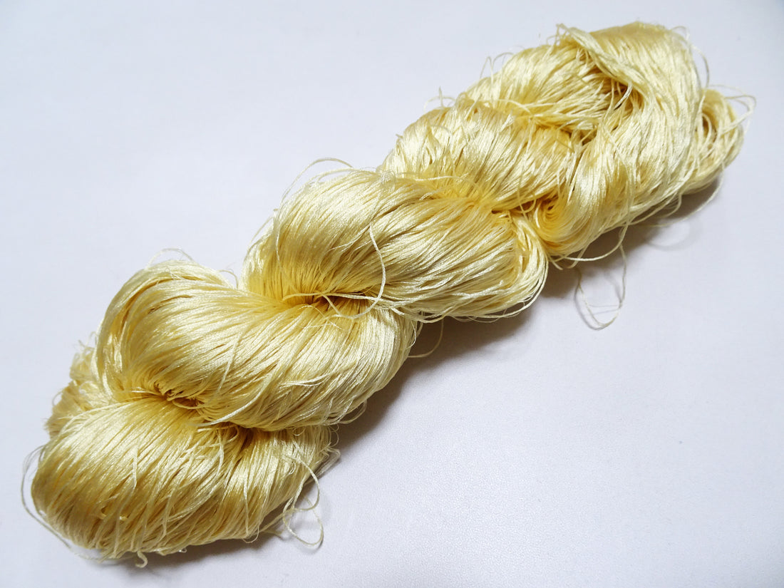 Japanese Vintage 6 Loose-Twist Silk Threads 19232