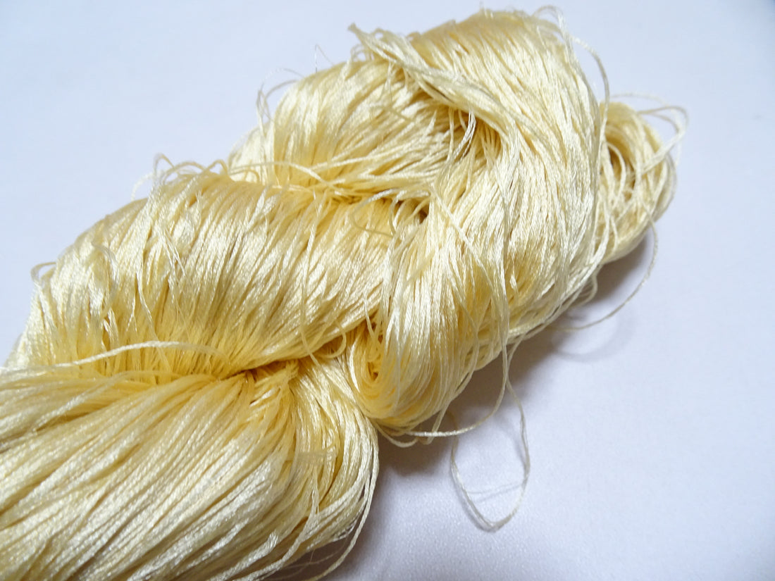 Japanese Vintage 6 Loose-Twist Silk Threads 19232