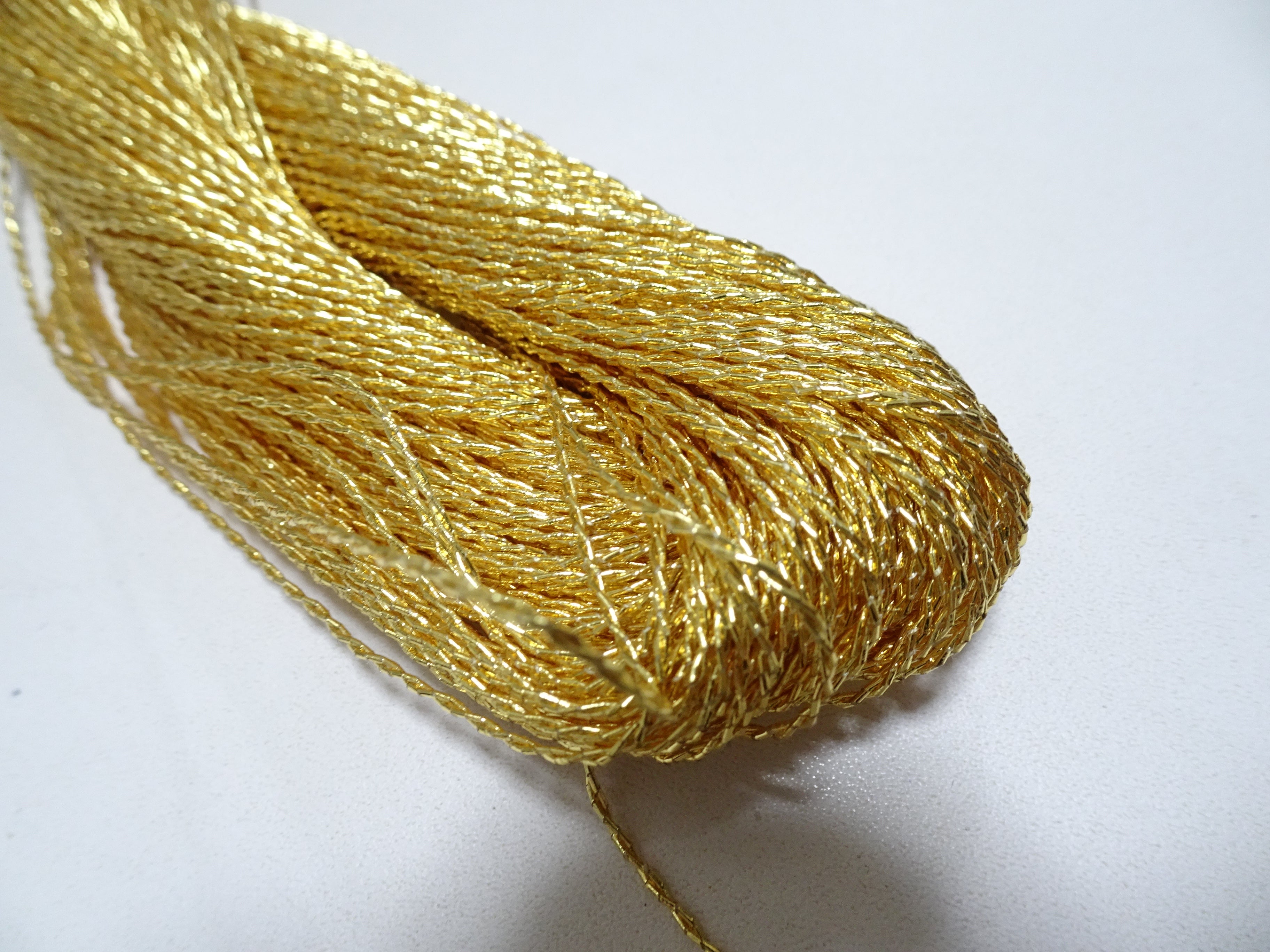 Japanese vintage rare Double Twist high class gold leaf thread embroidery 8634