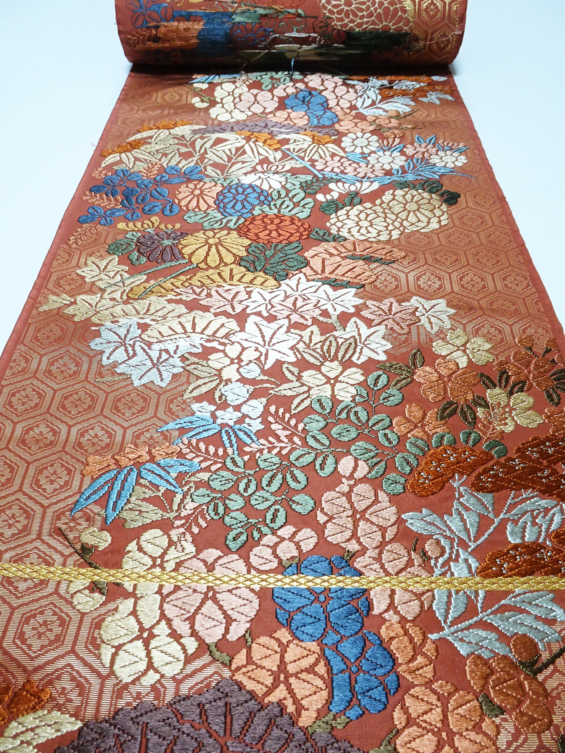 Japanese High Class Silk Bolts KaraOri Gorgeous Pattern 11762