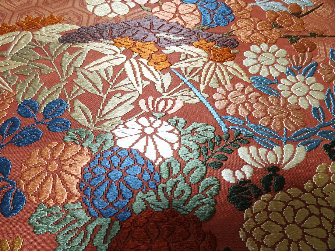 Japanese High Class Silk Bolts KaraOri Gorgeous Pattern 11762