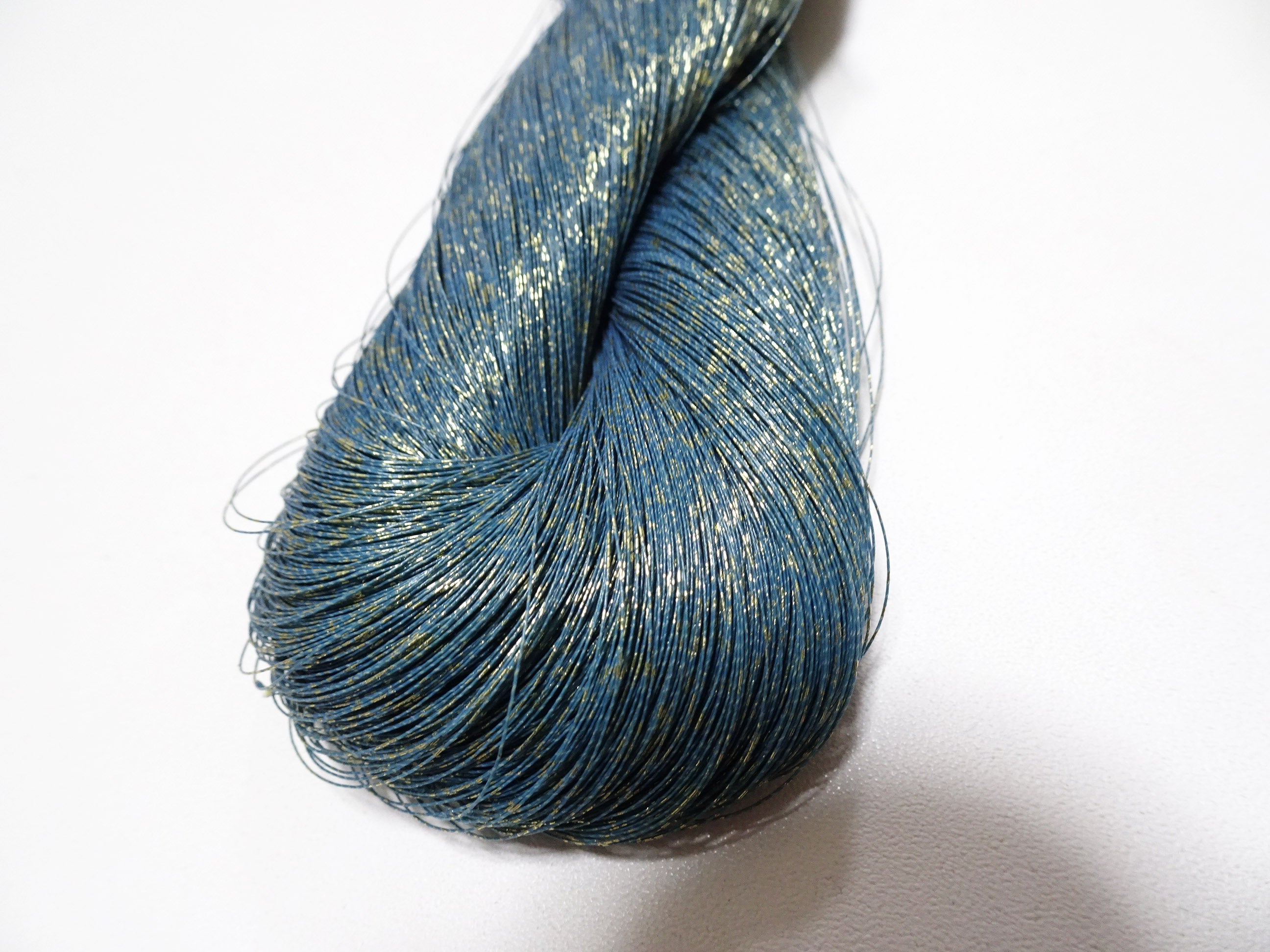 Special price! Japanese Vintage Super Rare Urushi (japanese lacquer) Kinsunago thread Over 1000M  0.16mm  12590