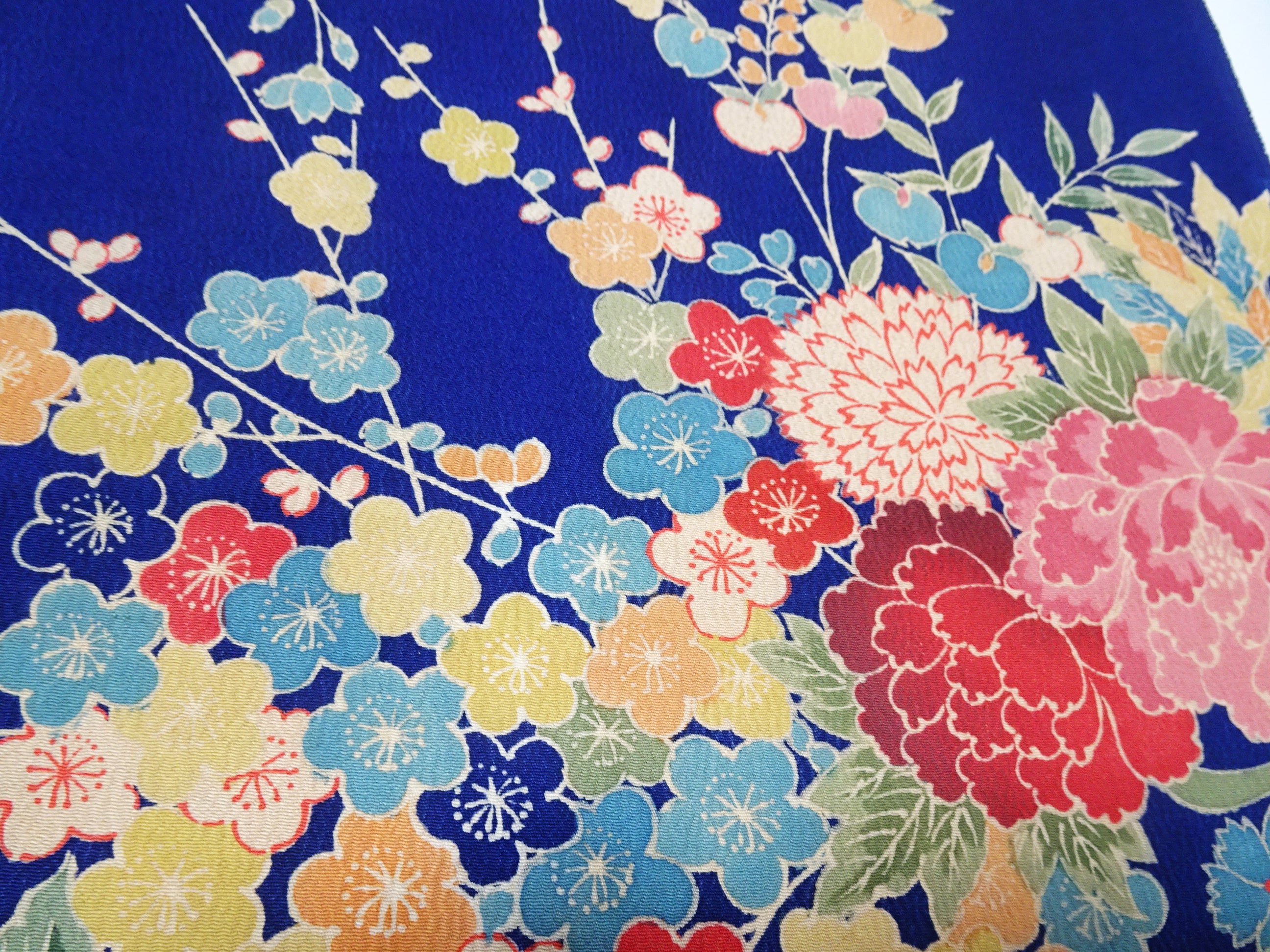 Japanese Kimono Silk Bolt Kyo Bingata Dyed Flower Pattern 11957  1200cm