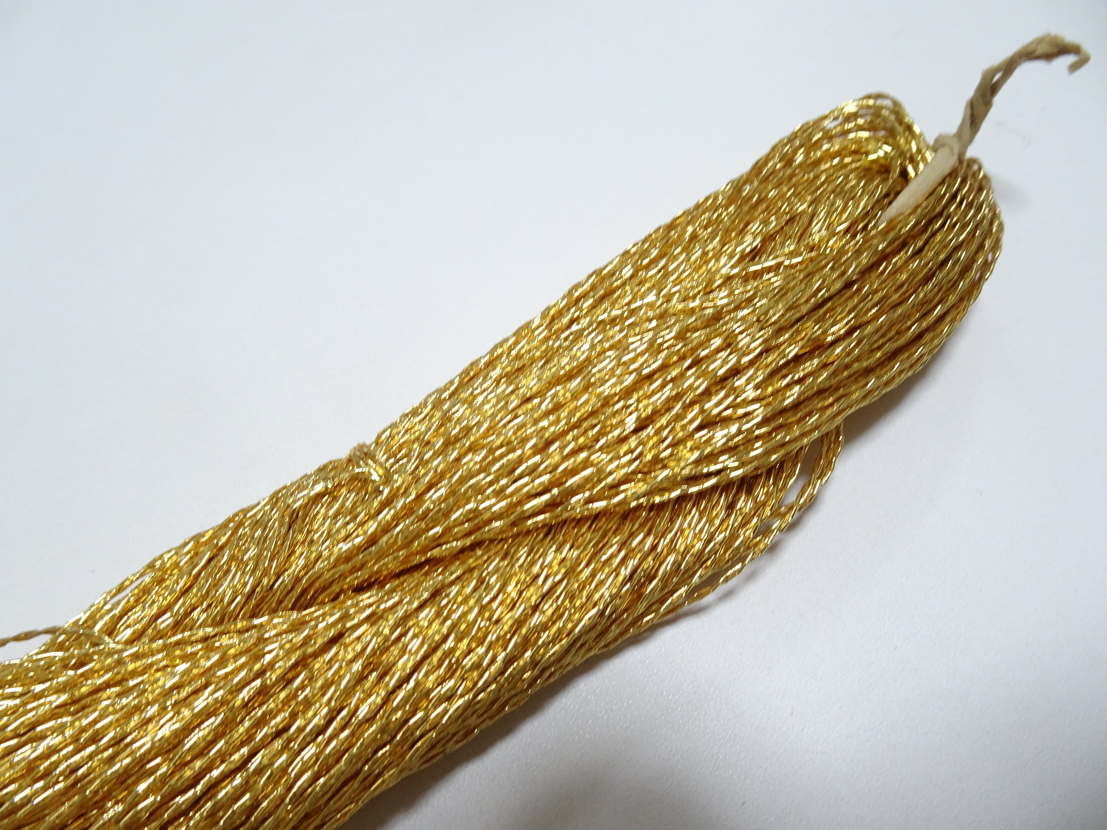 Japanese vintage rare Double Twist high class gold leaf thread embroidery 8636