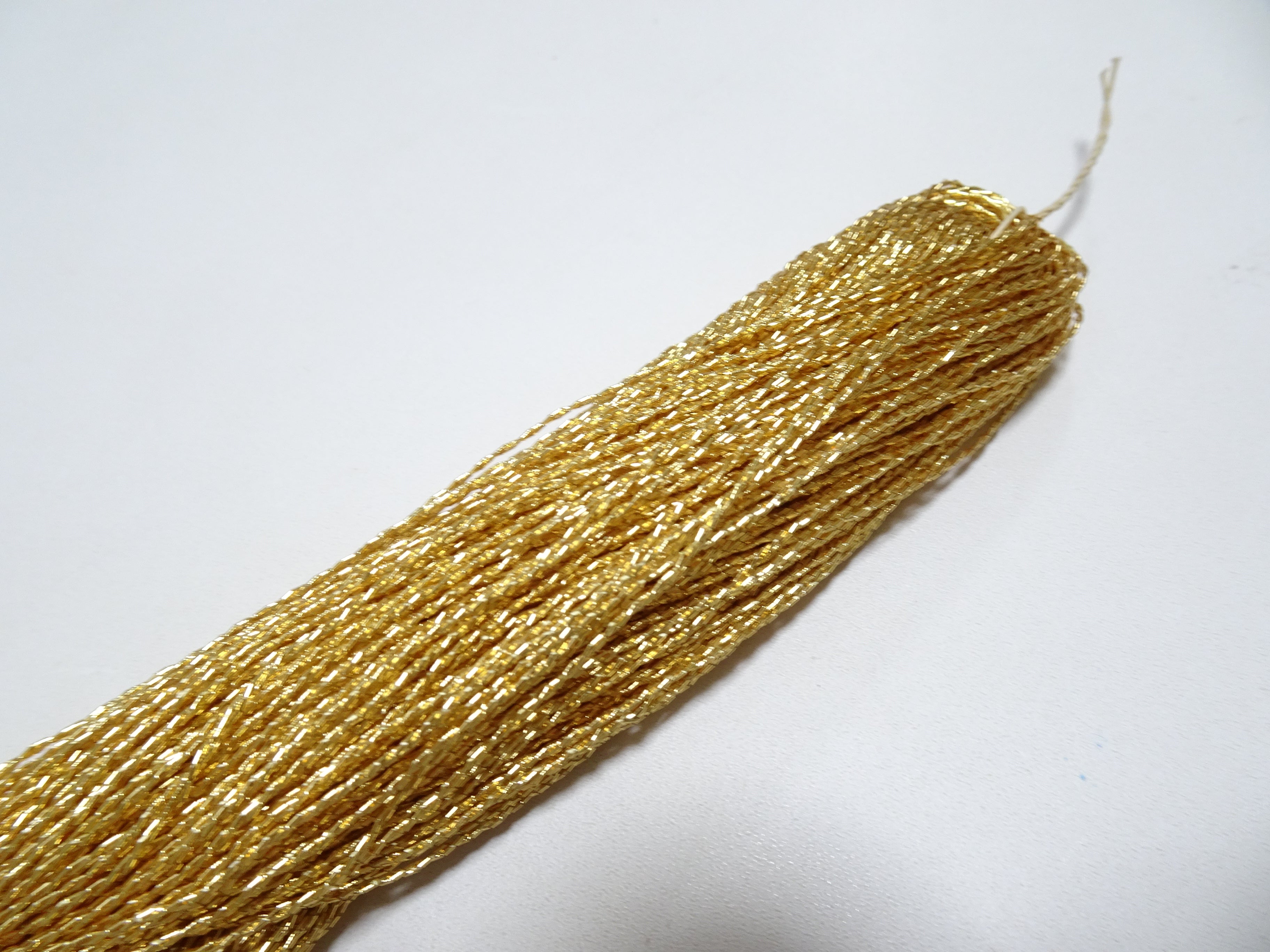 Japanese vintage rare Double Twist high class gold leaf thread embroidery 8637