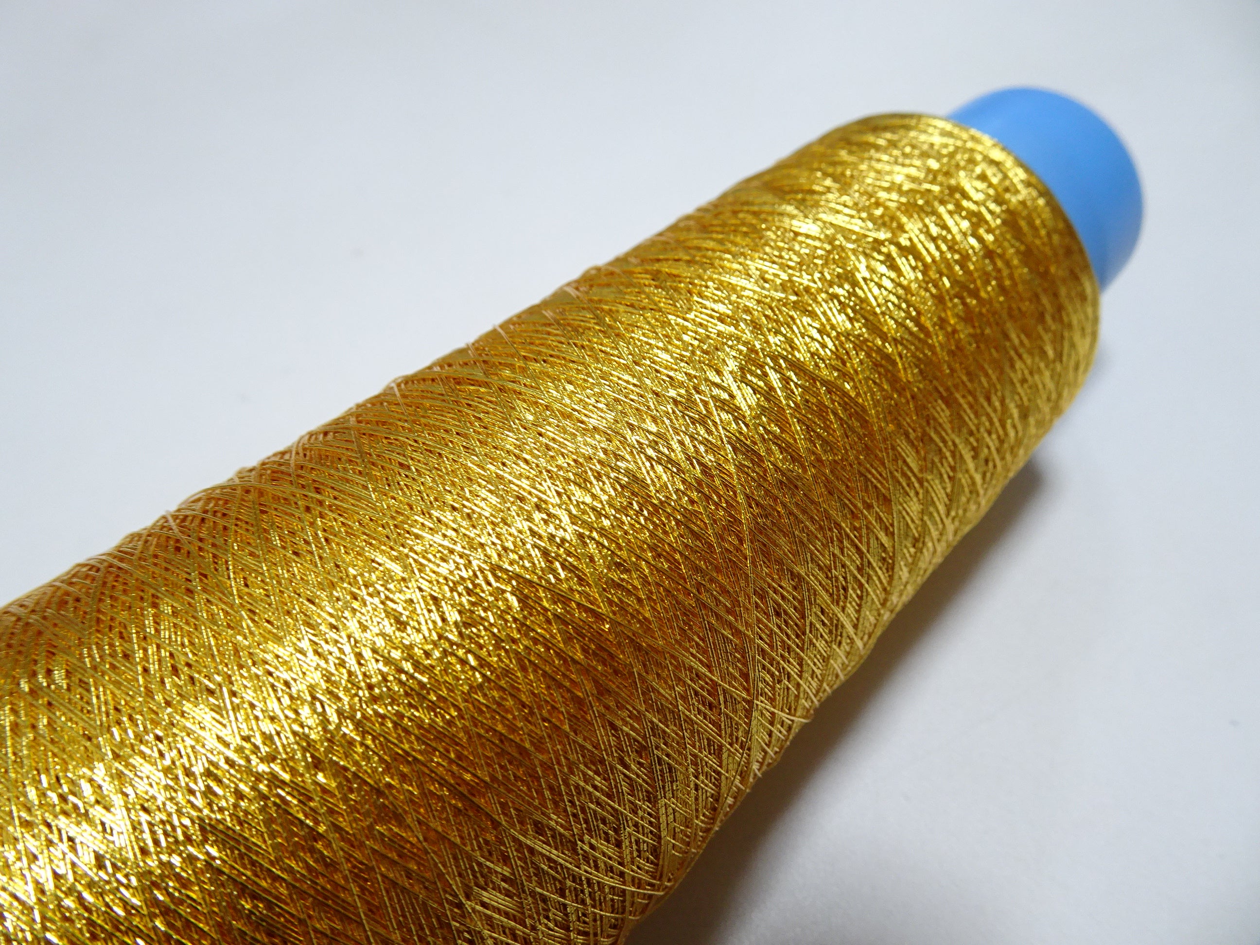 Japanese vintage Superb gold leaf thread 2.527 embroidery 1000M  0.27mm