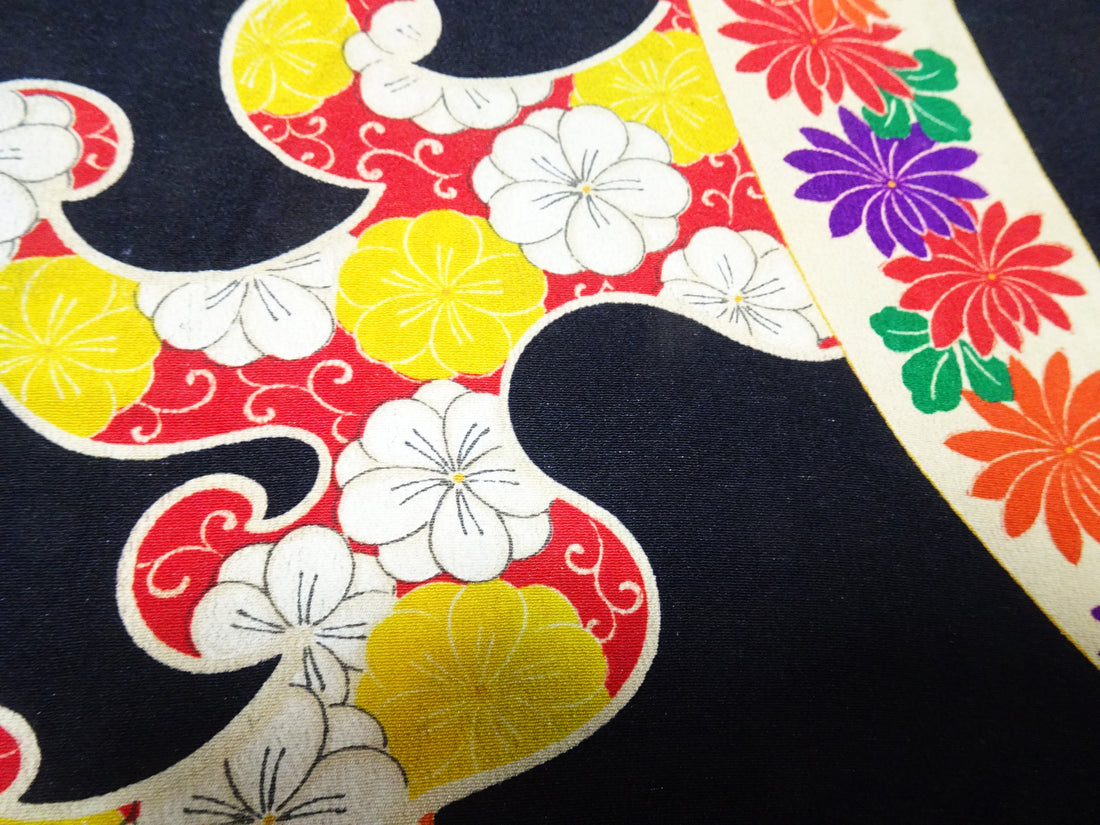 Japanese Kimono Vintage Silk Bolt Yuzen Dyed Wave Pattern 11958  Black 1200cm.