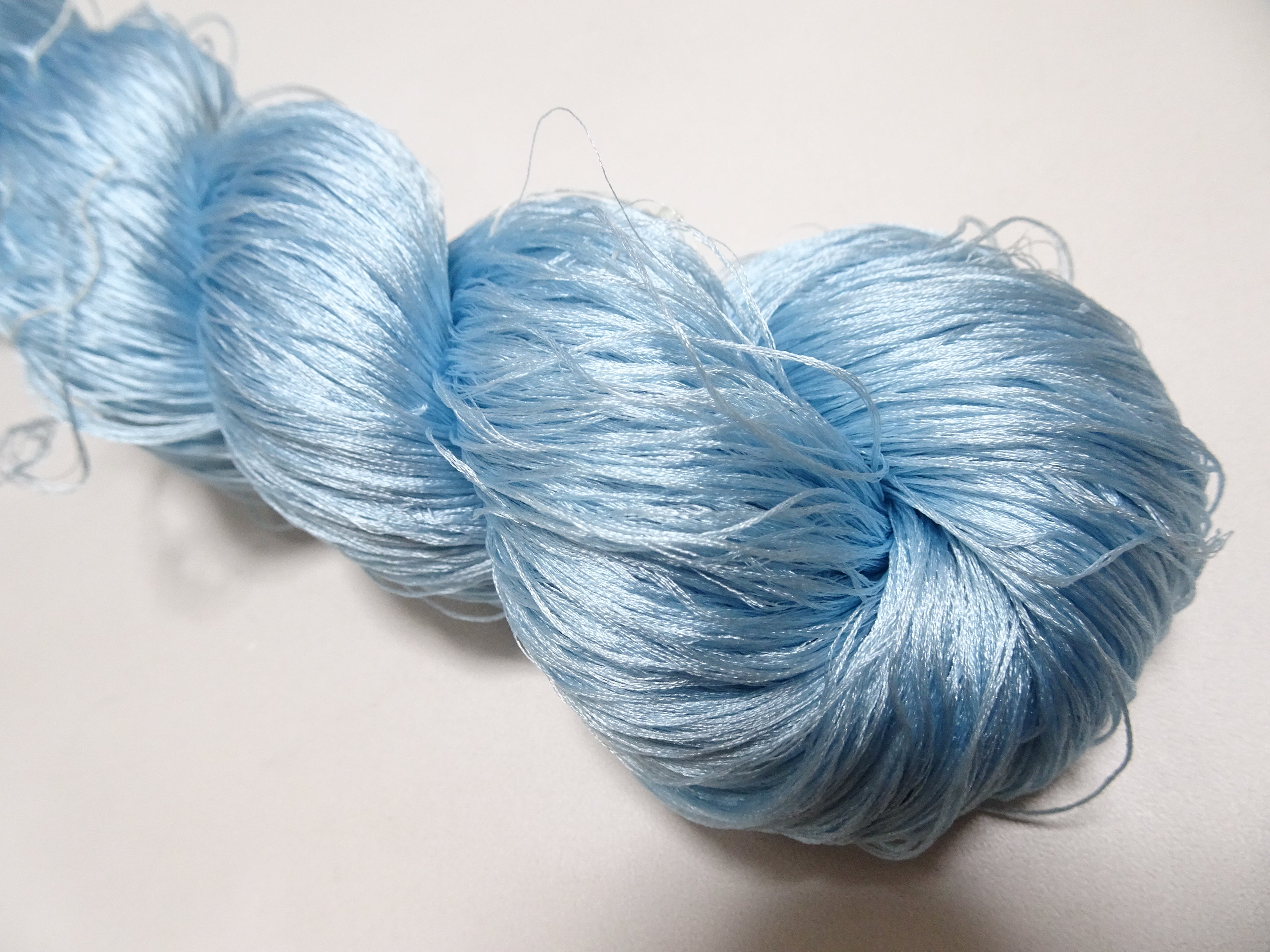 Japanese Vintage 6 Loose-Twist Silk Threads 19238