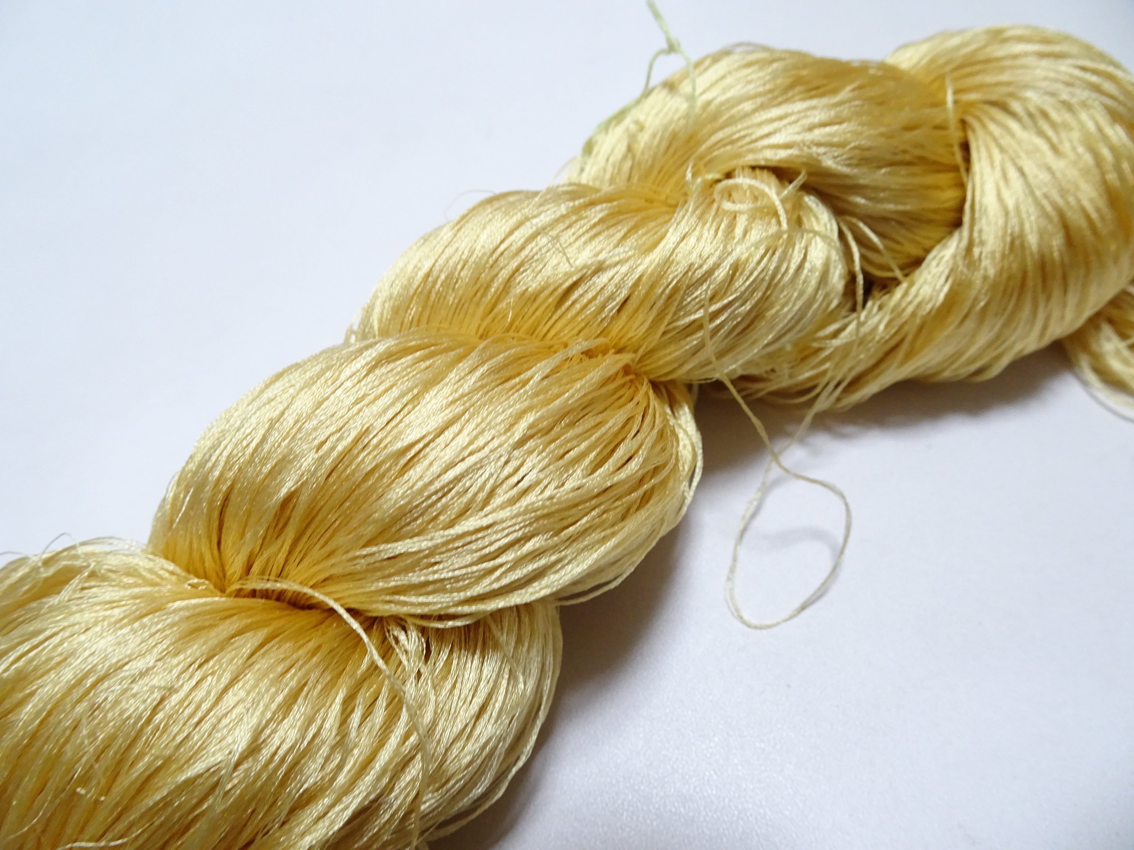 Japanese Vintage 6 Loose-Twist Silk Threads 19239