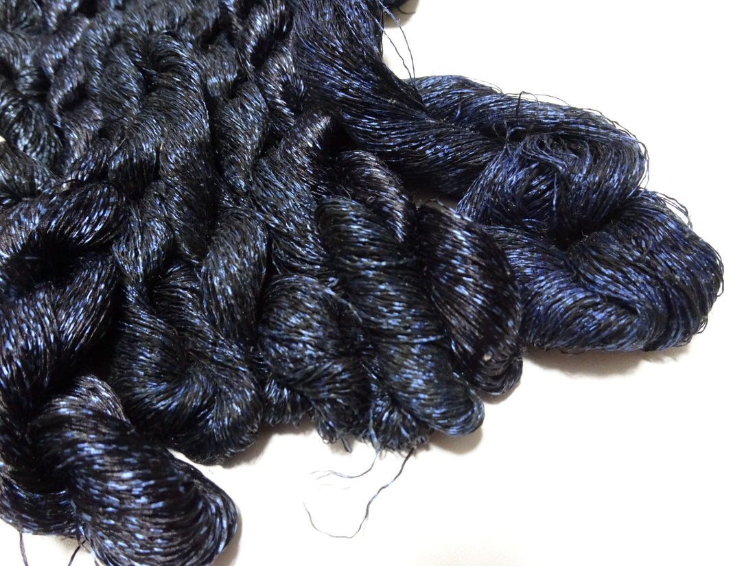 Japanese Vintage Super Rare Indigo Mud Dyeing kasuri loose Twisted Silk Thread Sets Embroidery & weave 13406