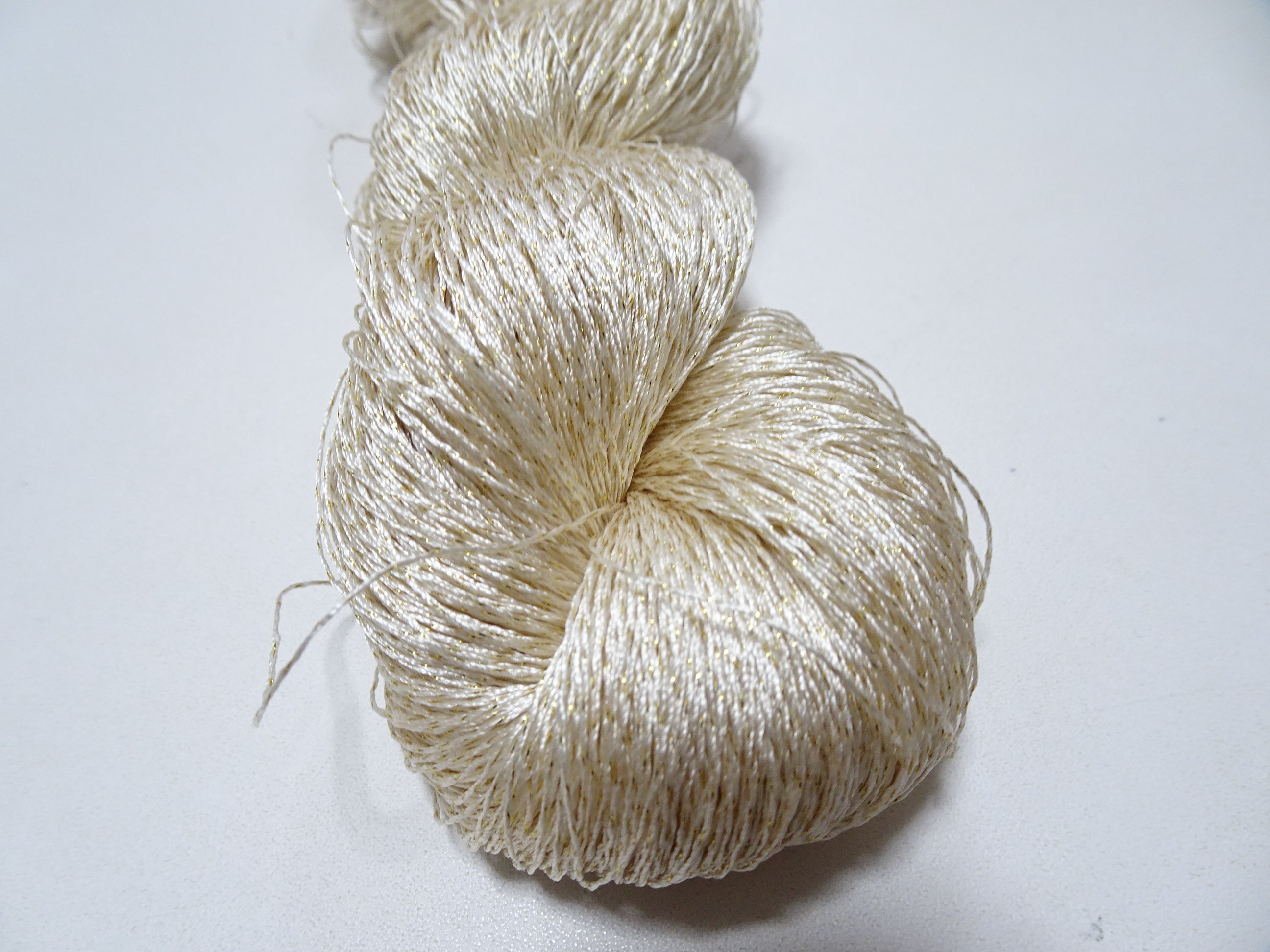 Japanese vintage high class rare silk thread Mixture of Gold embroidery 9507