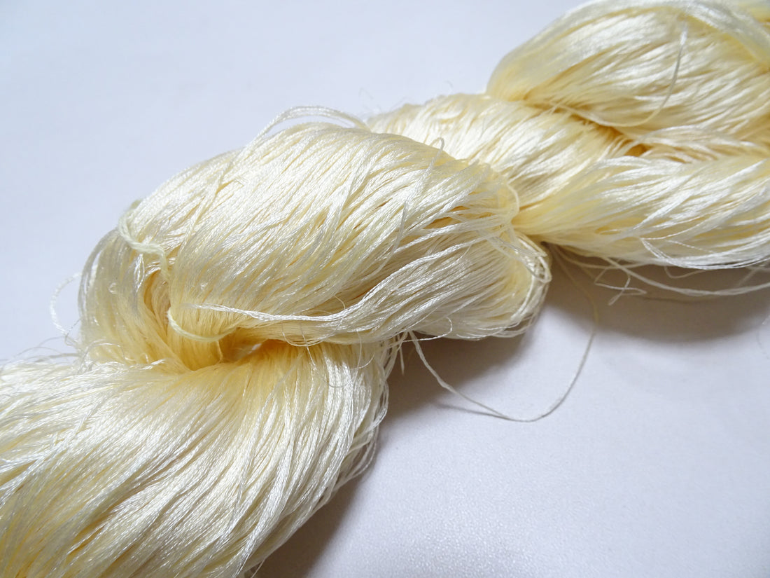 Japanese Vintage 6 Loose-Twist Silk Threads 19241