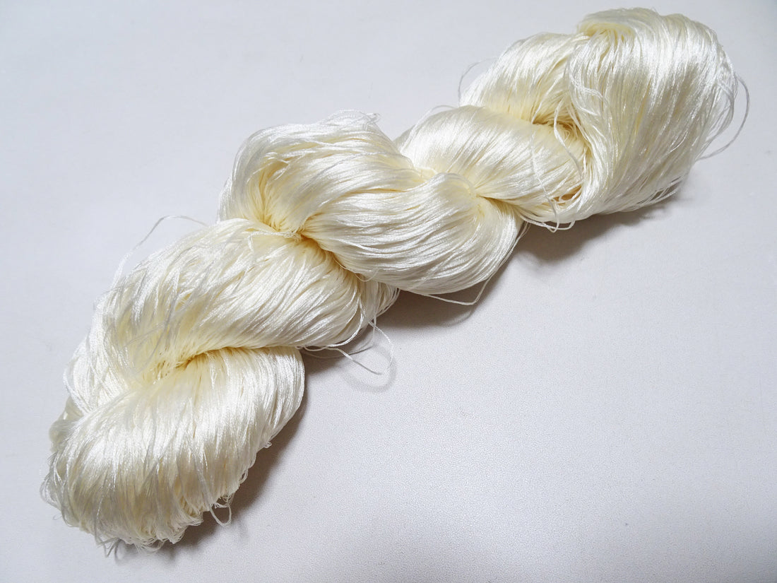 Japanese Vintage 6 Loose-Twist Silk Threads 19242