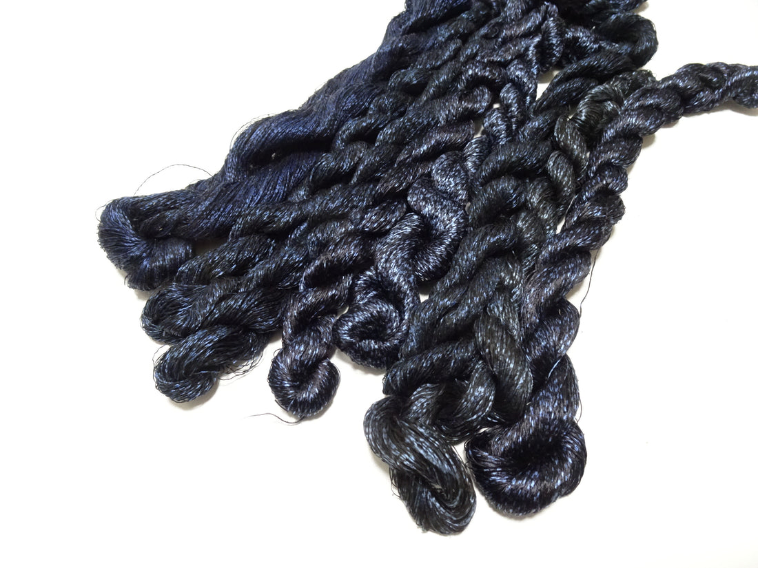 Japanese Vintage Super Rare Indigo Mud Dyeing kasuri loose Twisted Silk Thread Sets Embroidery & weave 13410