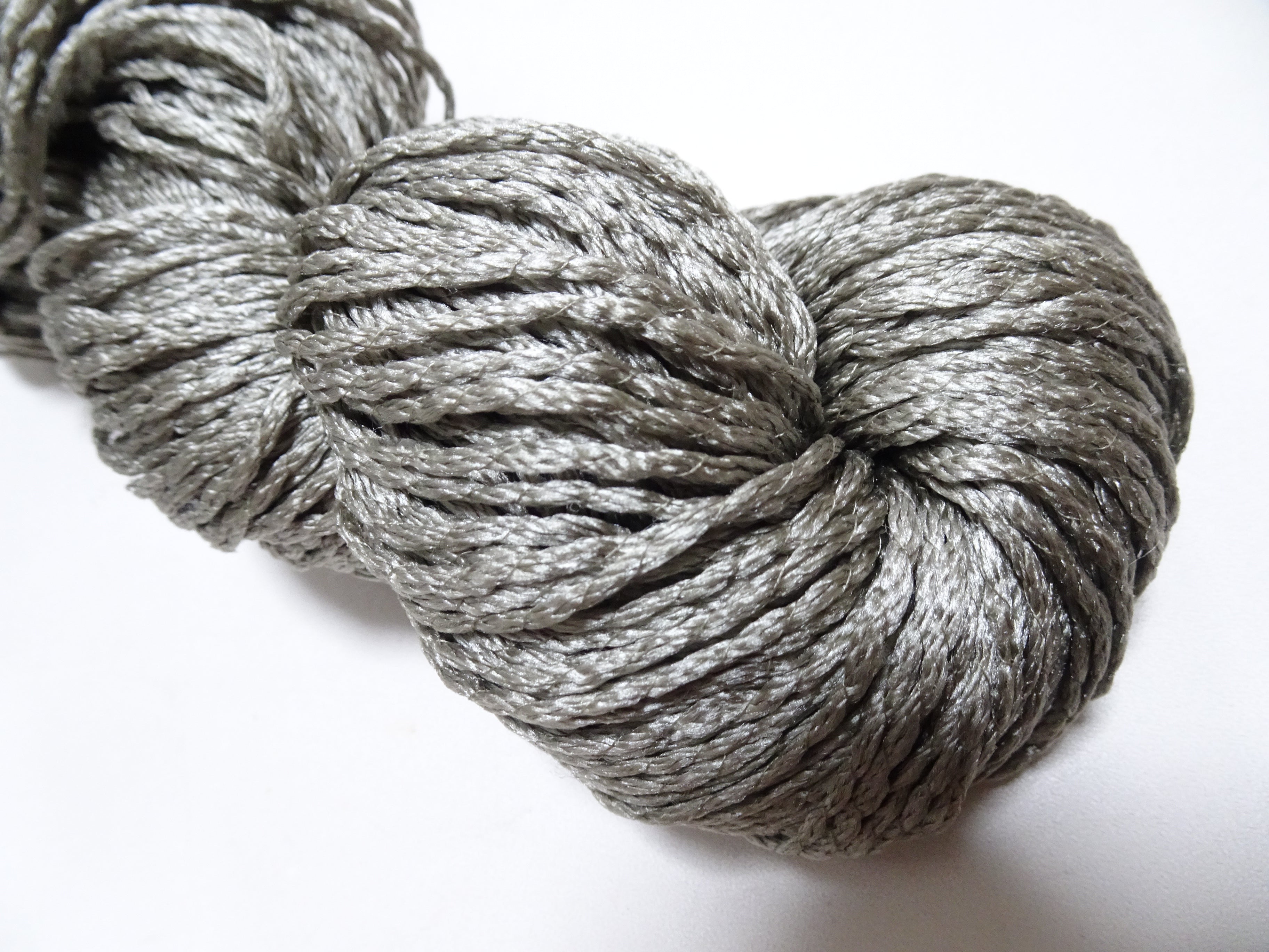 Japanese Tanaka Gen Silk – One-of-a-Kind Hand-Dyed Artistic Silk Thread, Rare Japanese Artisan Yarn, Limited Stock 19108