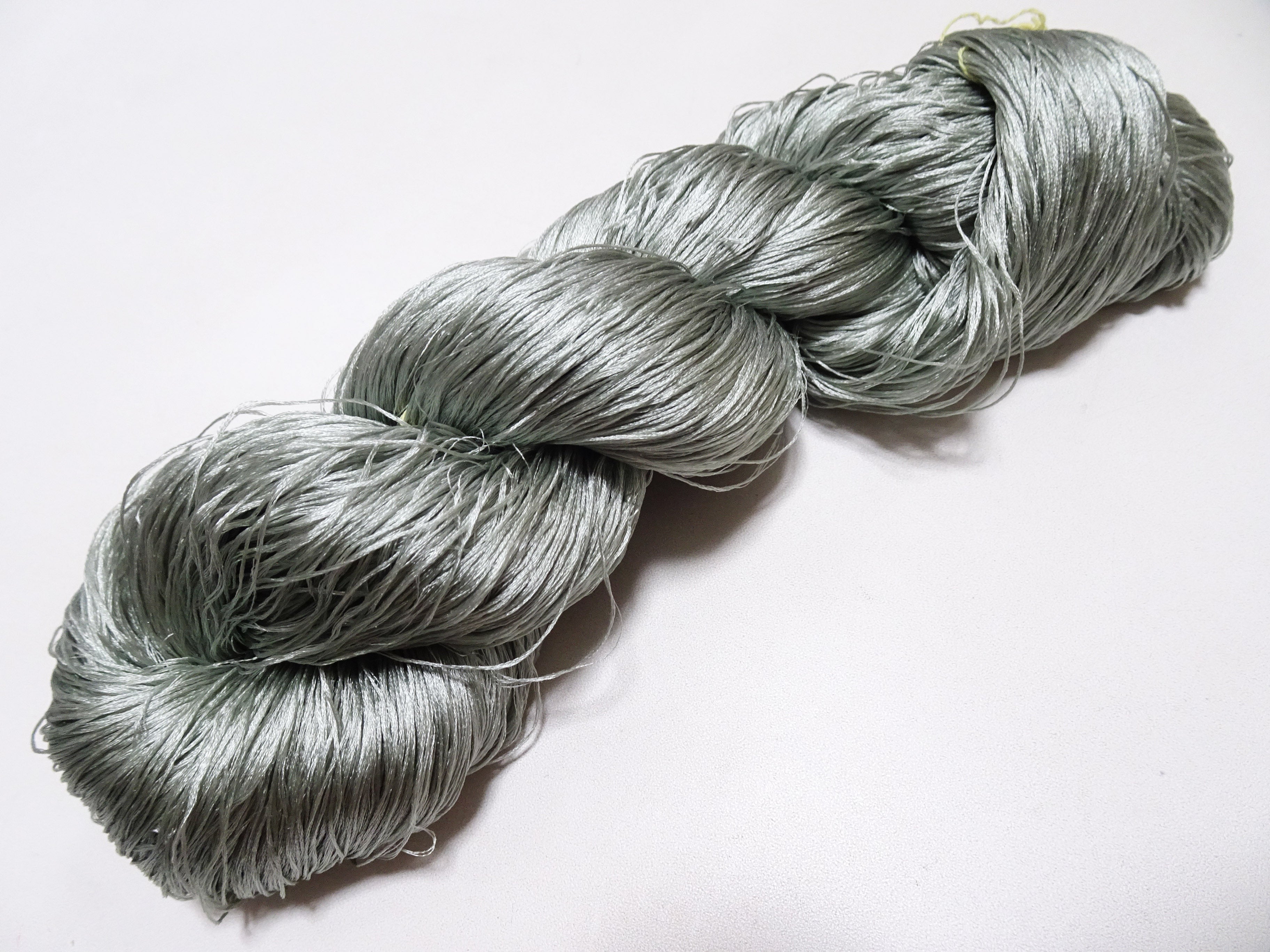 Japanese Vintage 6 Loose-Twist Silk Threads 19244