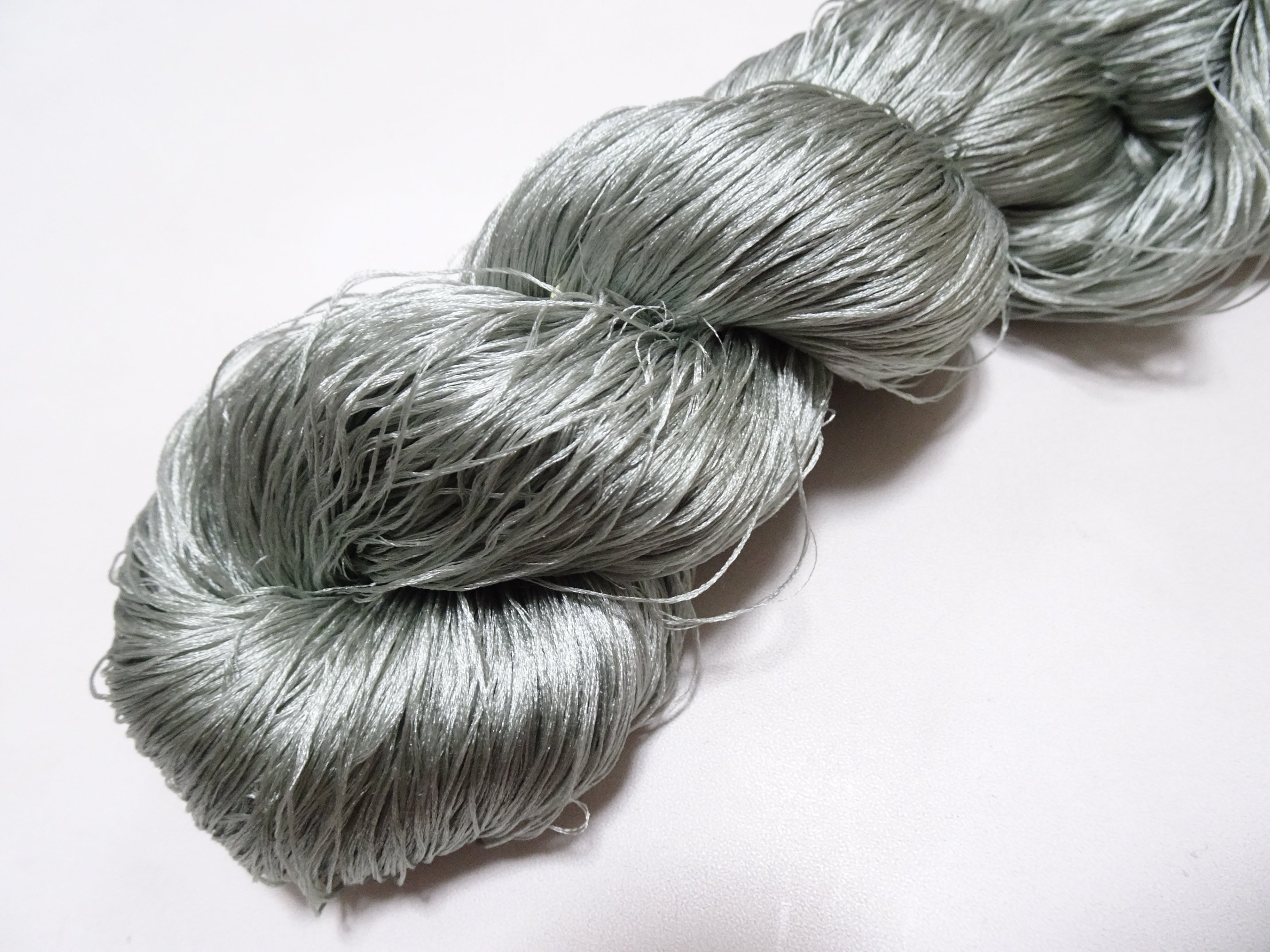 Japanese Vintage 6 Loose-Twist Silk Threads 19244