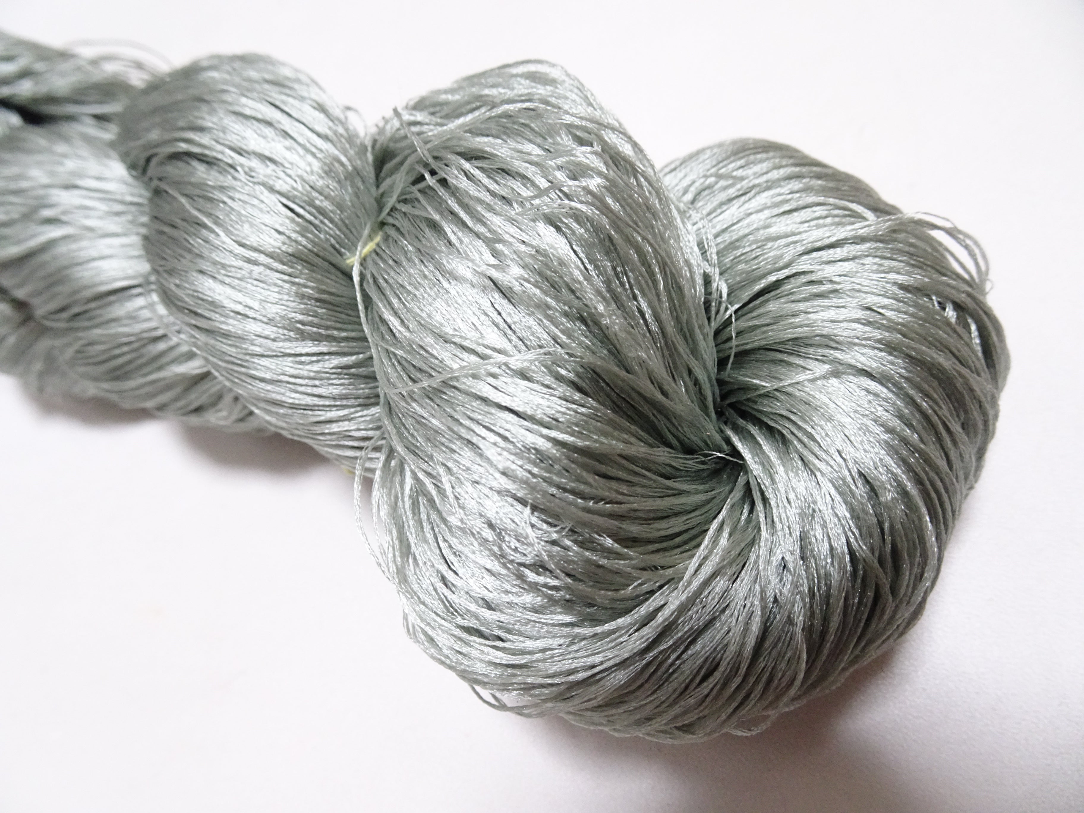 Japanese Vintage 6 Loose-Twist Silk Threads 19244