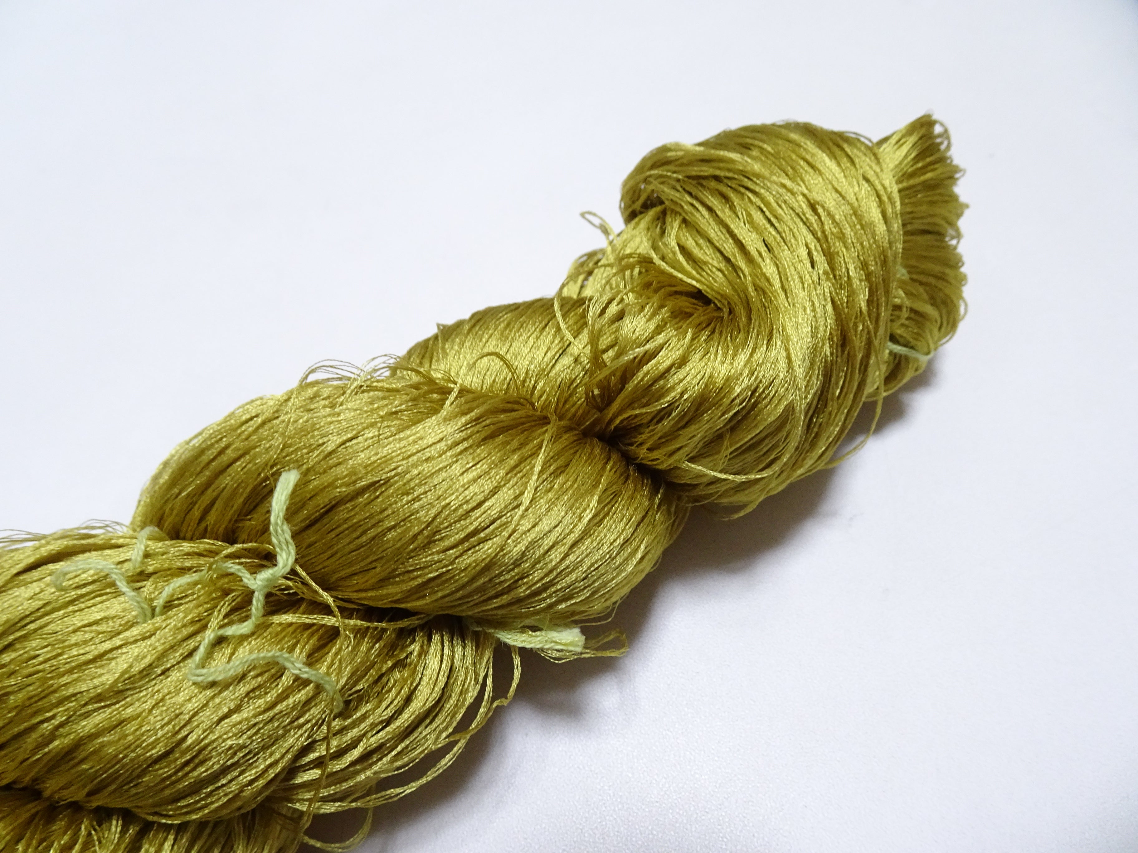 Japanese Vintage 6 Loose-Twist Silk Threads 19245