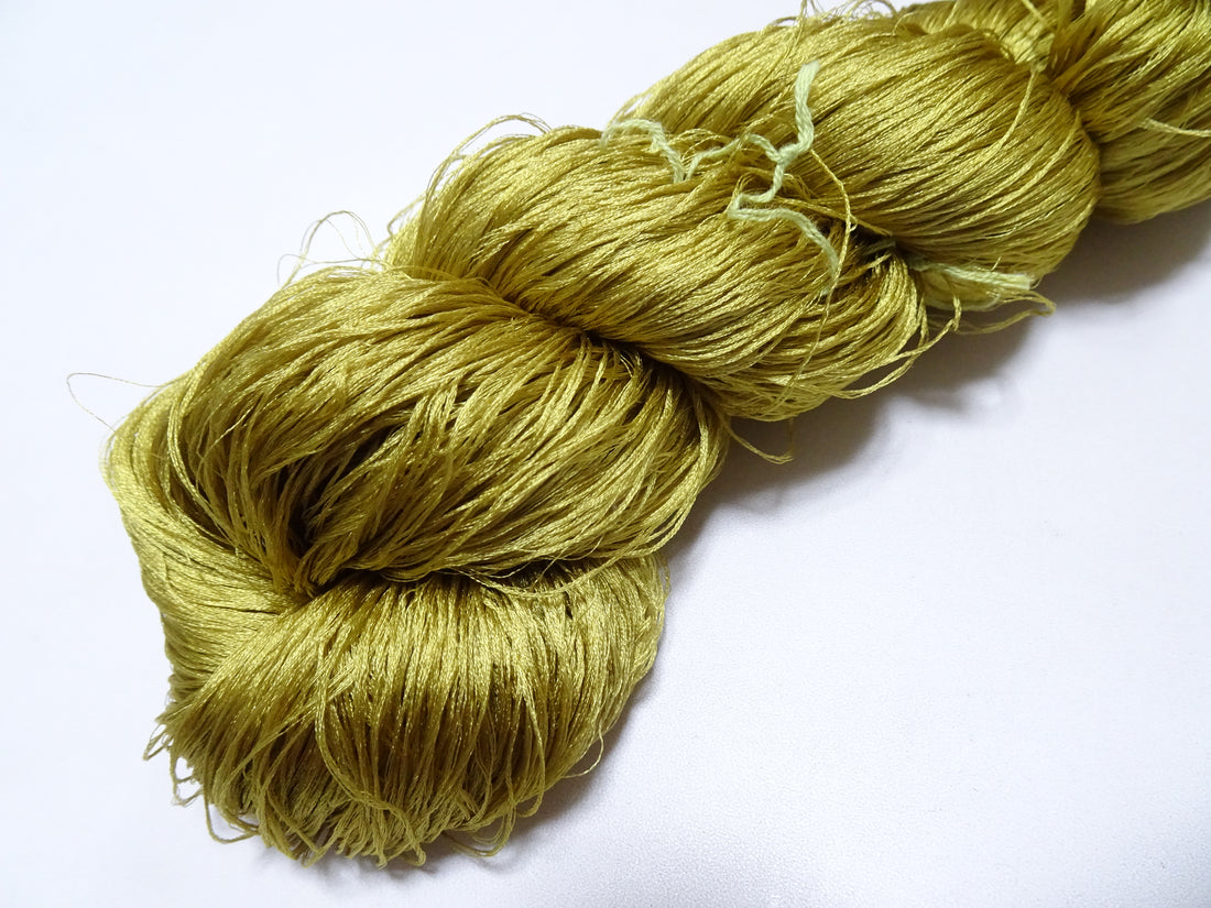 Japanese Vintage 6 Loose-Twist Silk Threads 19245