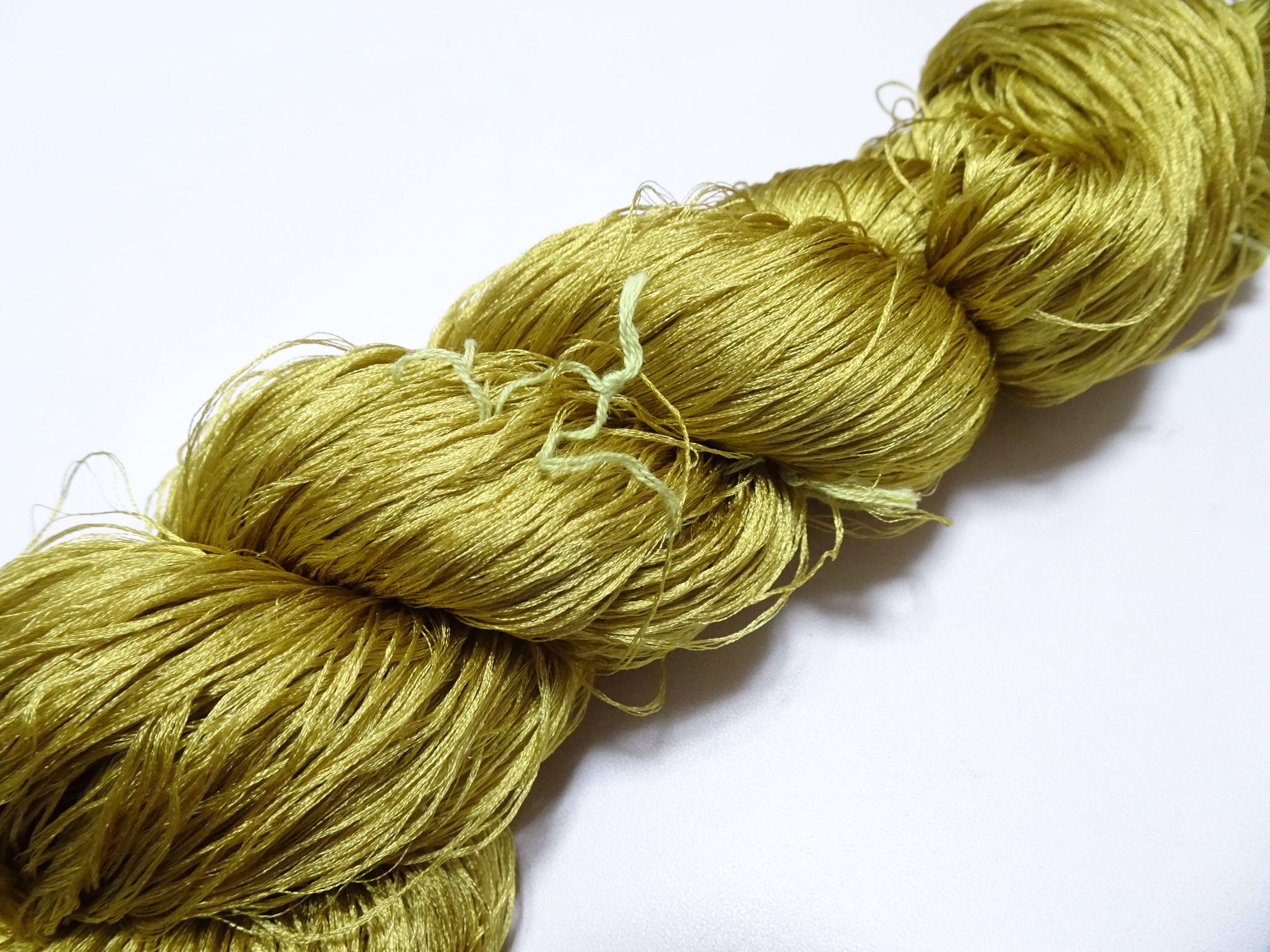 Japanese Vintage 6 Loose-Twist Silk Threads 19245