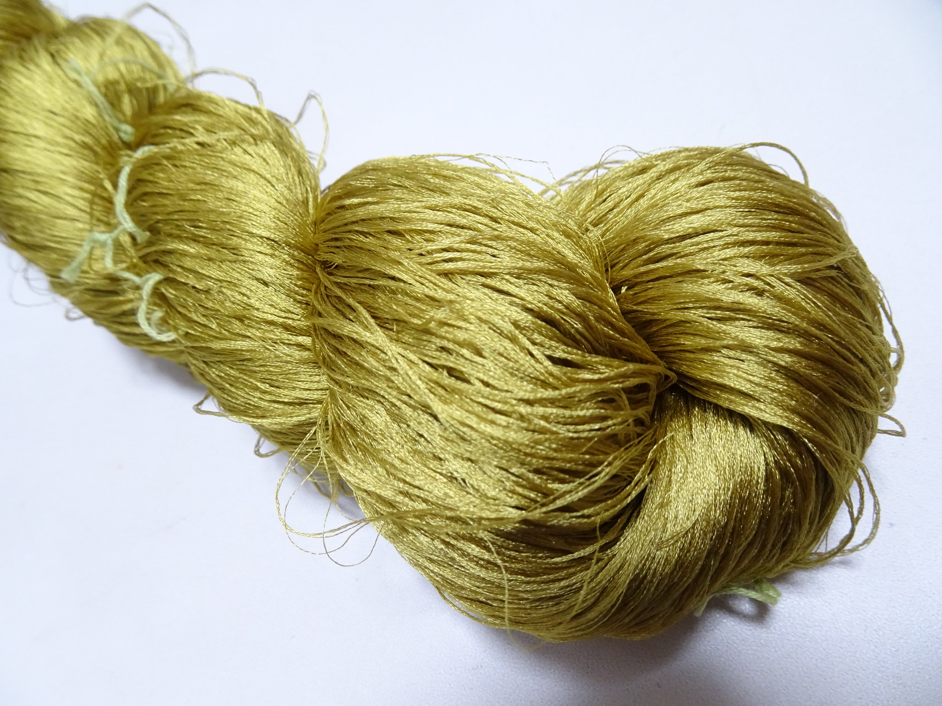 Japanese Vintage 6 Loose-Twist Silk Threads 19245