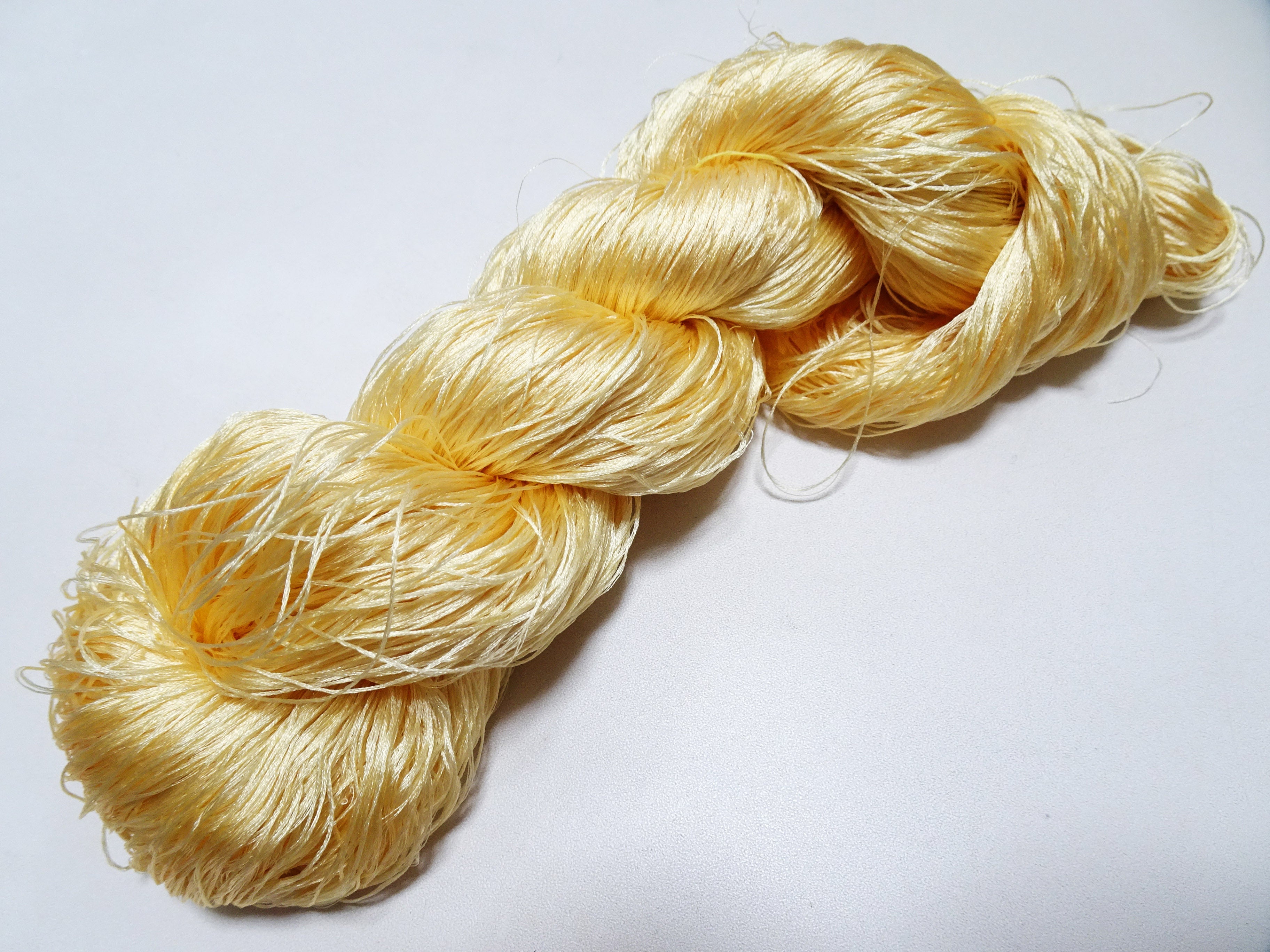 Japanese Vintage 6 Loose-Twist Silk Threads 19247