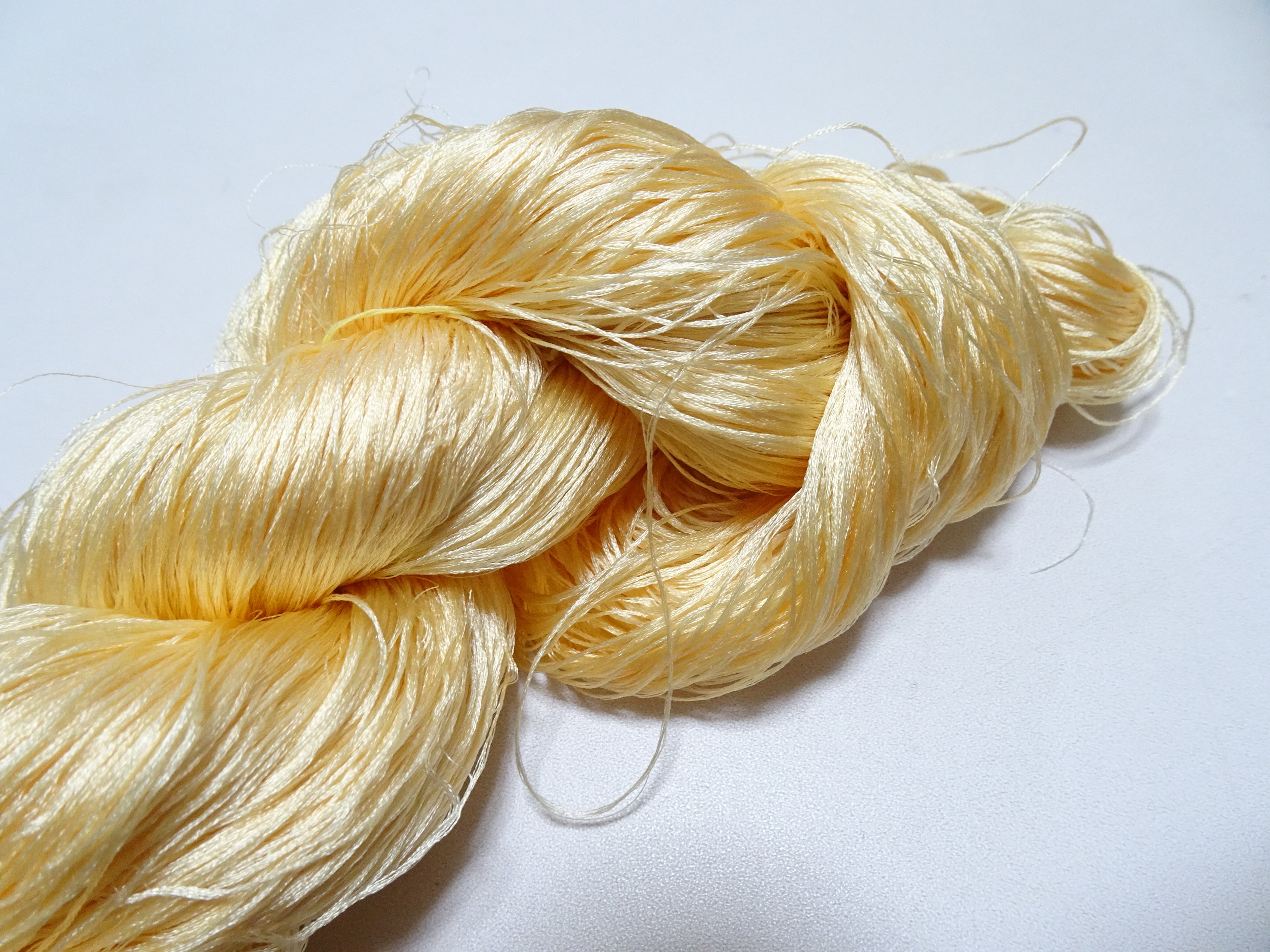 Japanese Vintage 6 Loose-Twist Silk Threads 19247