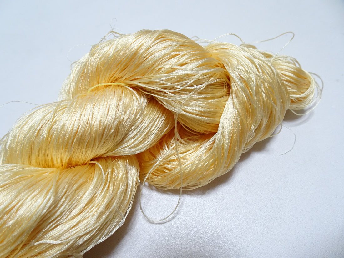 Japanese Vintage 6 Loose-Twist Silk Threads 19247