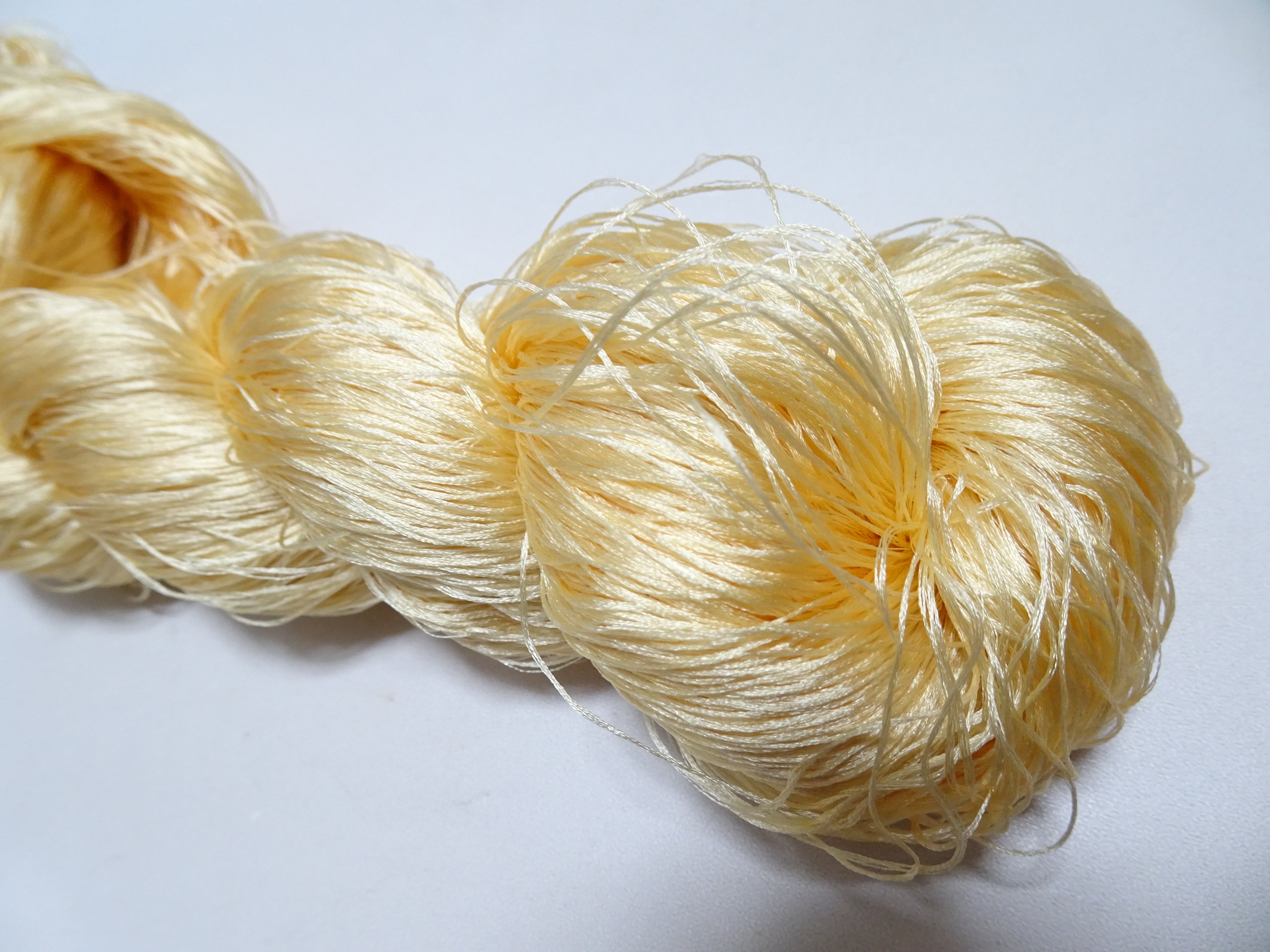 Japanese Vintage 6 Loose-Twist Silk Threads 19247