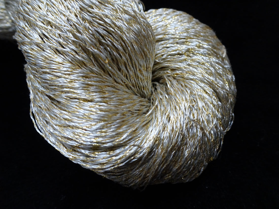 Japanese Vintage High Class Rare Silk Thread Mixture of Gold embroidery 17897
