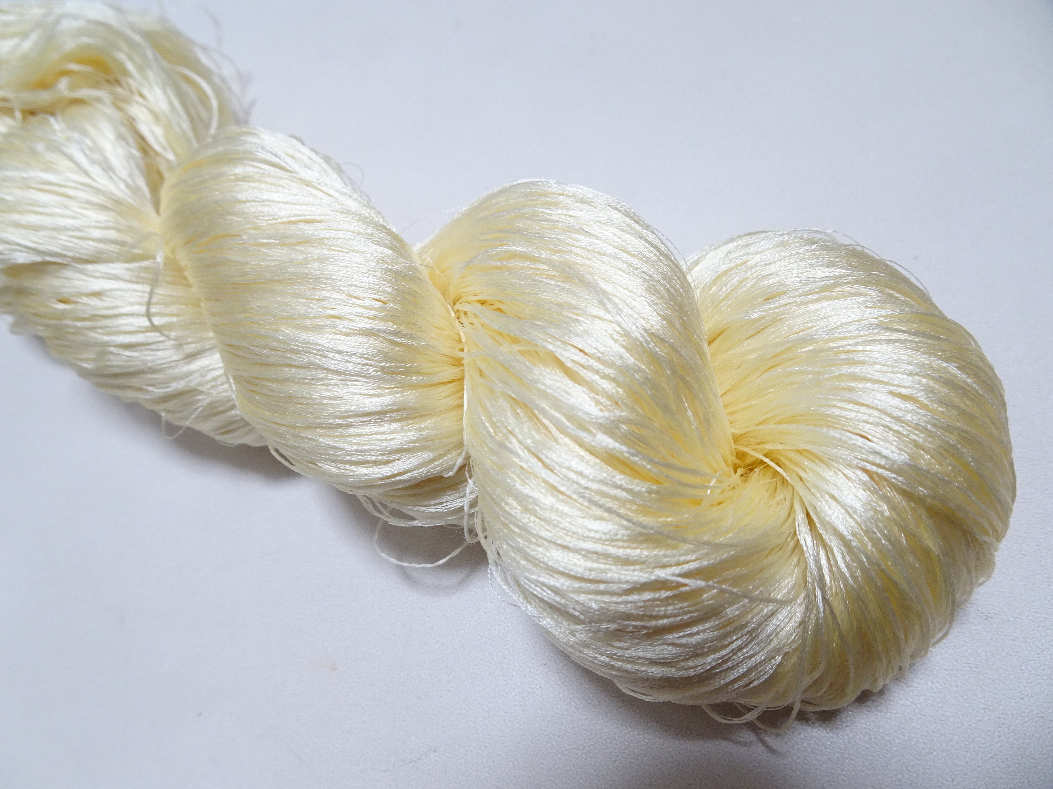 Japanese Vintage 6 Loose-Twist Silk Threads 19249