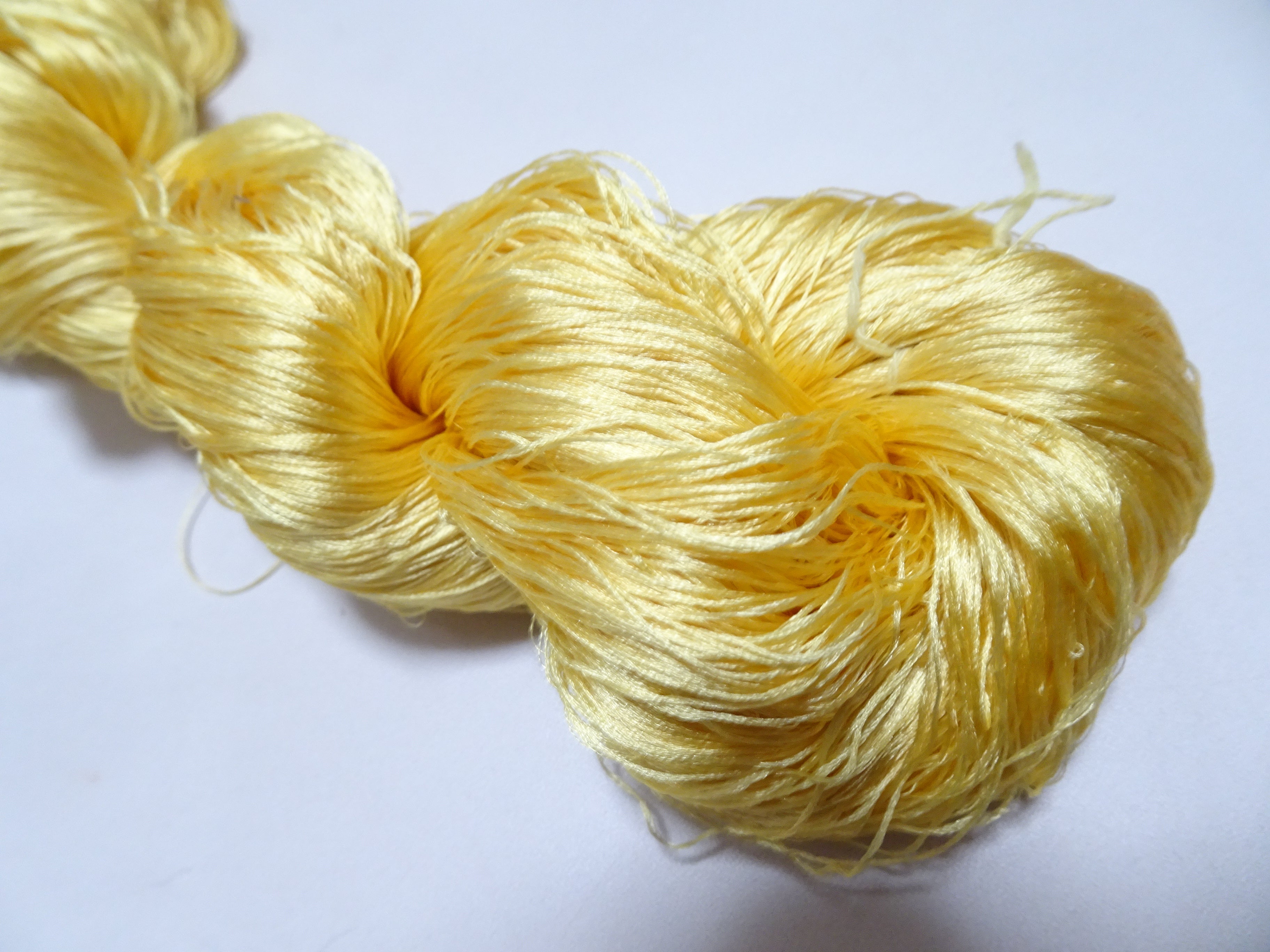 Japanese Vintage 6 Loose-Twist Silk Threads 19250
