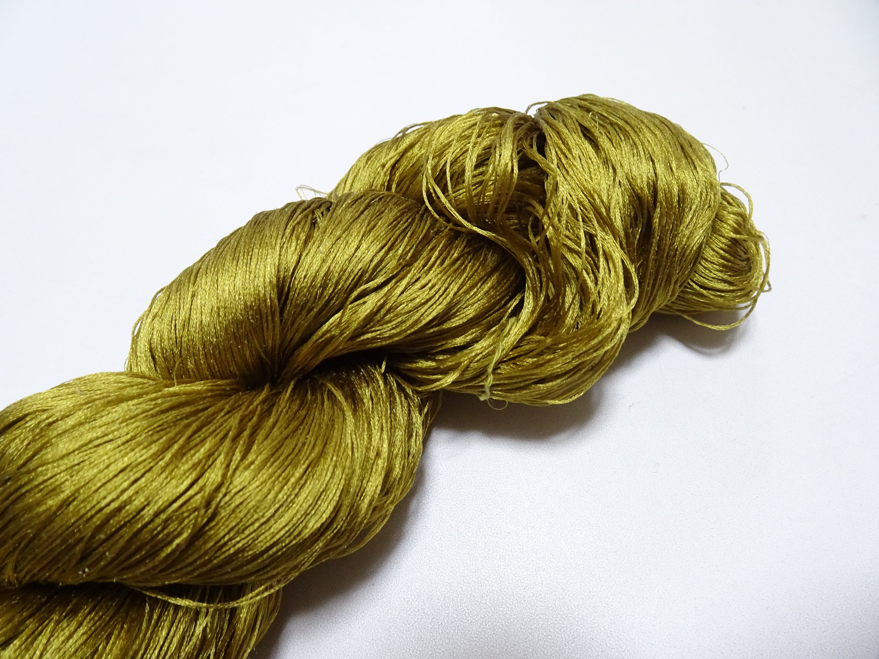 Japanese Vintage 6 Loose-Twist Silk Threads 19255