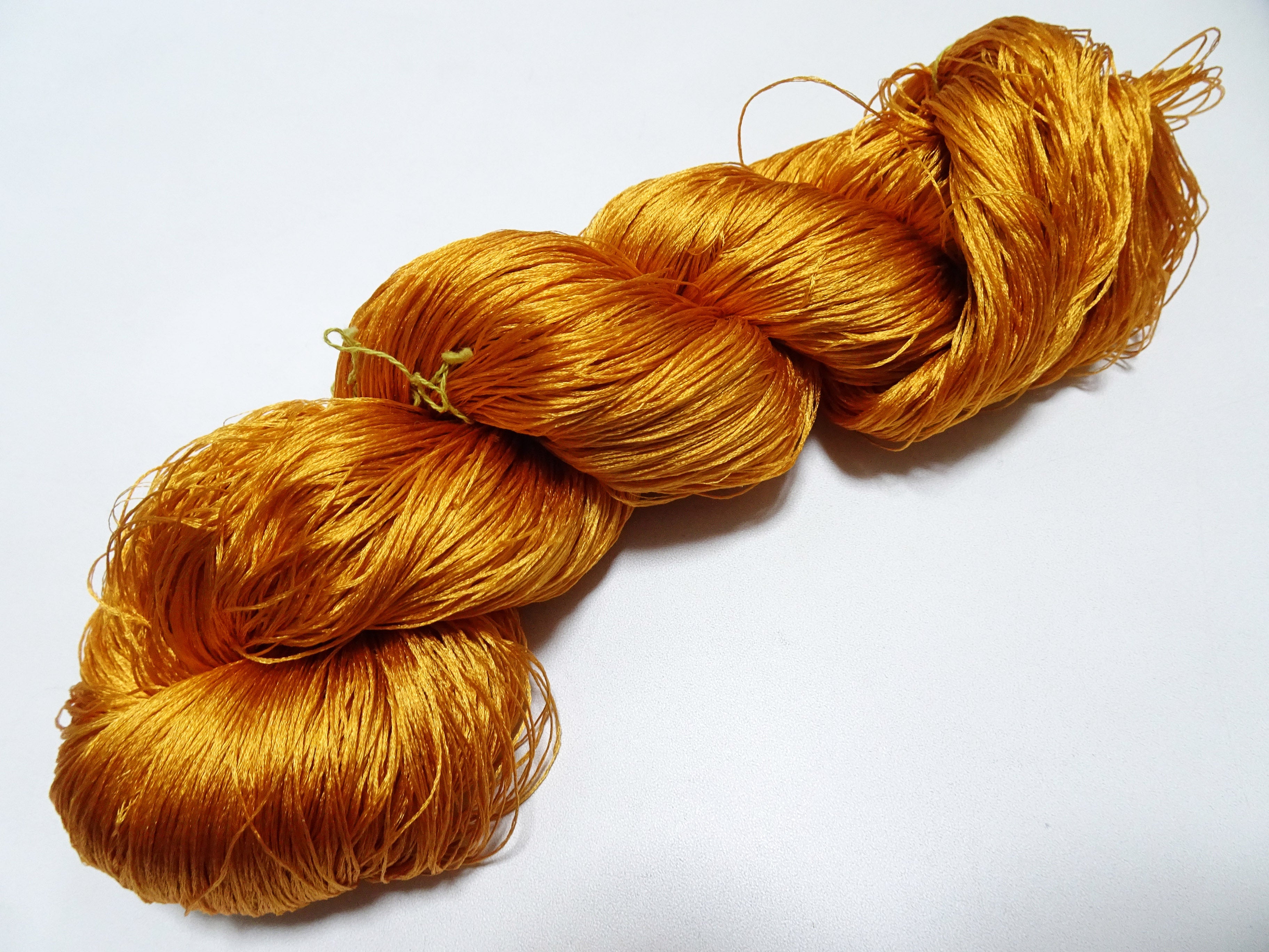 Japanese Vintage 6 Loose-Twist Silk Threads 19257