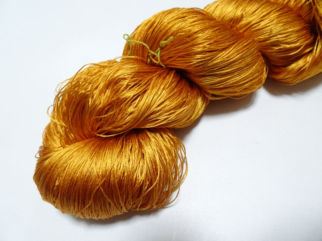 Japanese Vintage 6 Loose-Twist Silk Threads 19257