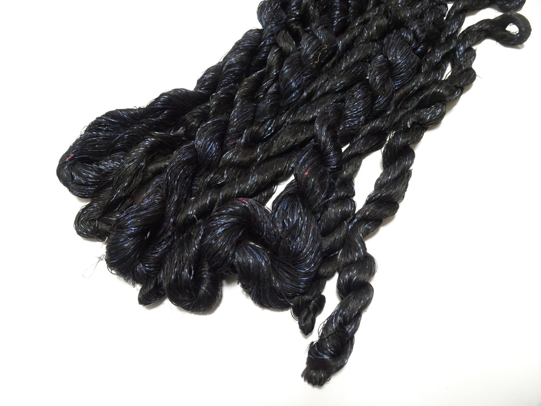 Japanese Vintage Super Rare Indigo Mud Dyeing kasuri loose Twisted Silk Thread Sets Embroidery & weave 13424
