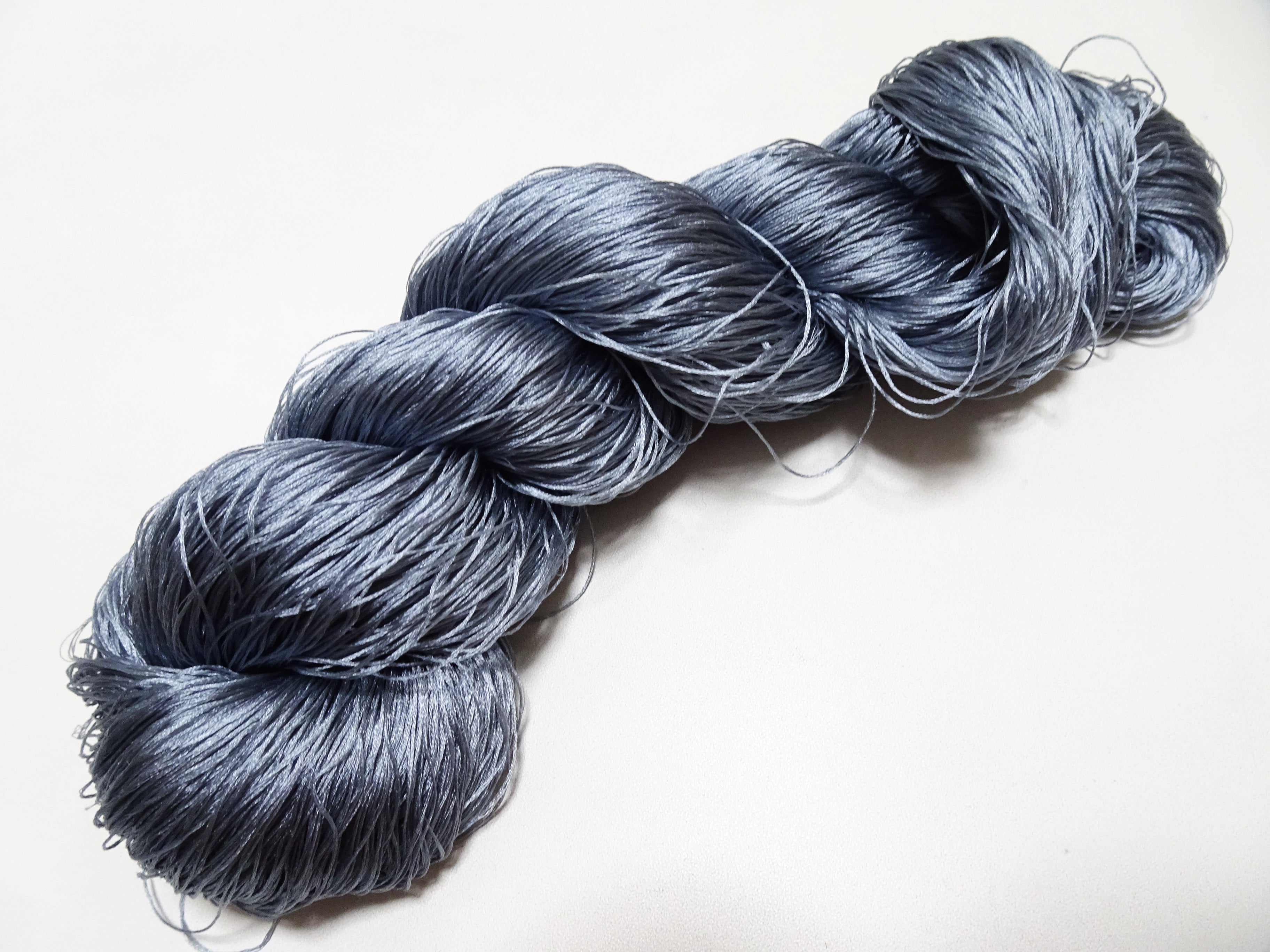 Japanese Vintage 6 Loose-Twist Silk Threads 19259