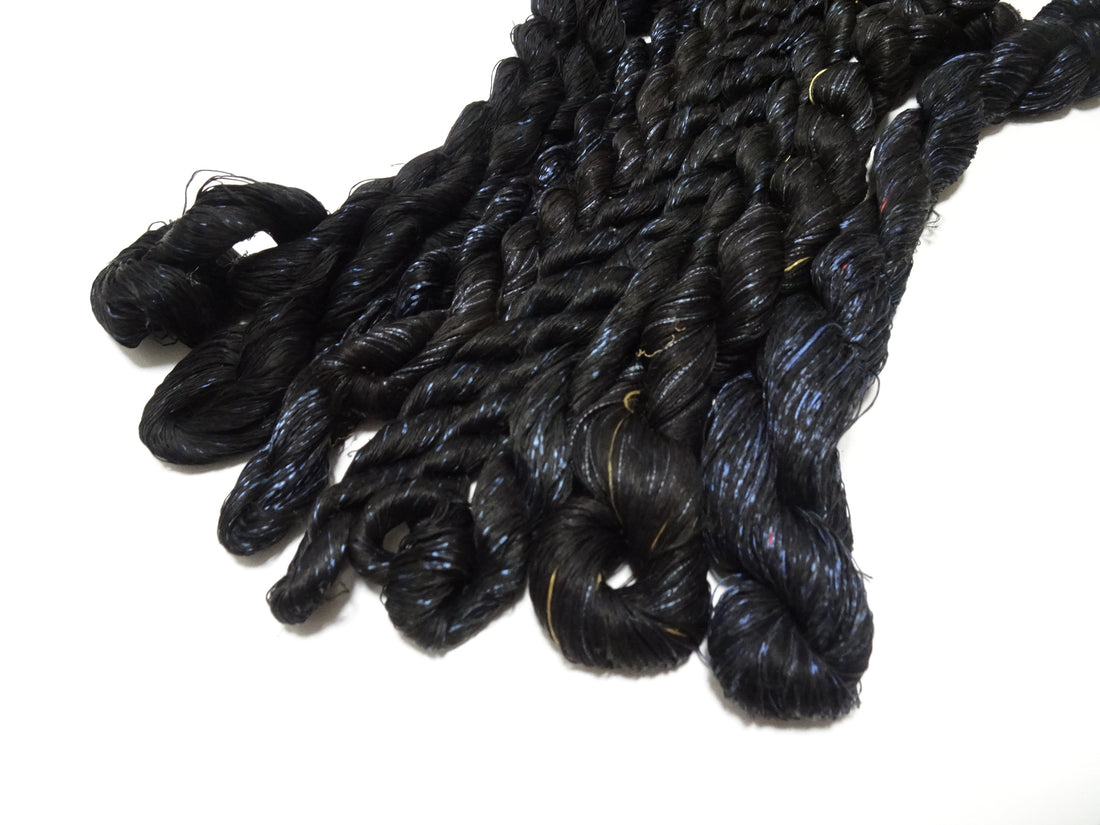 Japanese Vintage Super Rare Indigo Mud Dyeing kasuri loose Twisted Silk Thread Sets Embroidery & weave 13426
