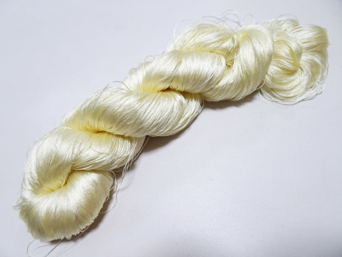 Japanese Vintage 6 Loose-Twist Silk Threads 19260