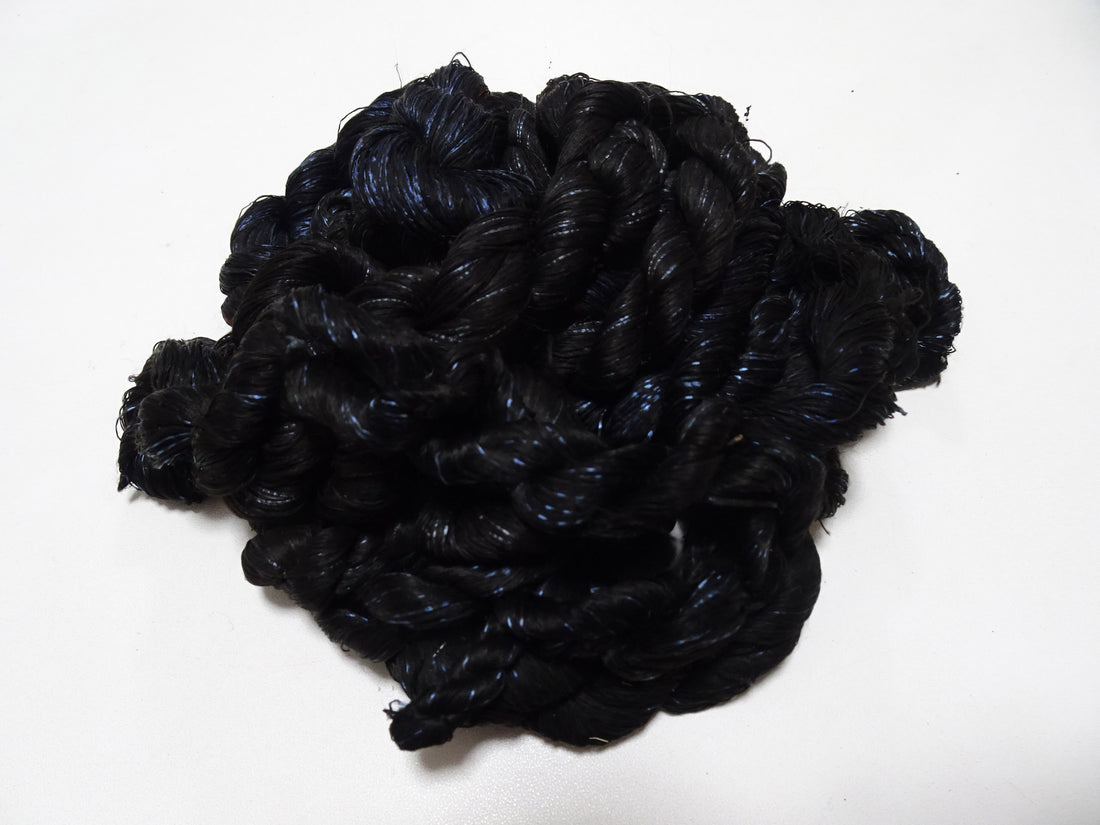 Japanese Vintage Super Rare Indigo Mud Dyeing kasuri loose Twisted Silk Thread Sets Embroidery & weave 13427