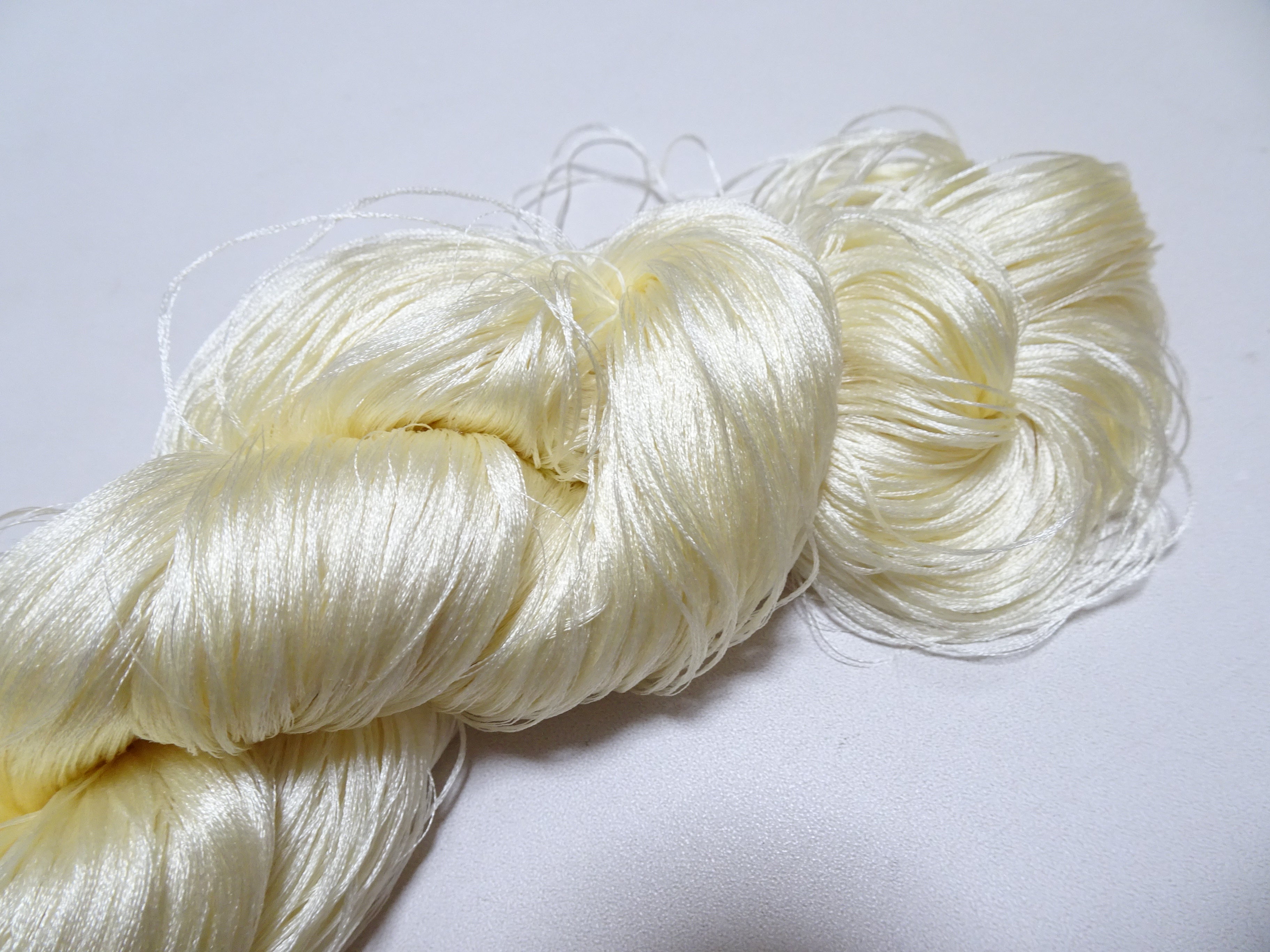 Japanese Vintage 6 Loose-Twist Silk Threads 19260