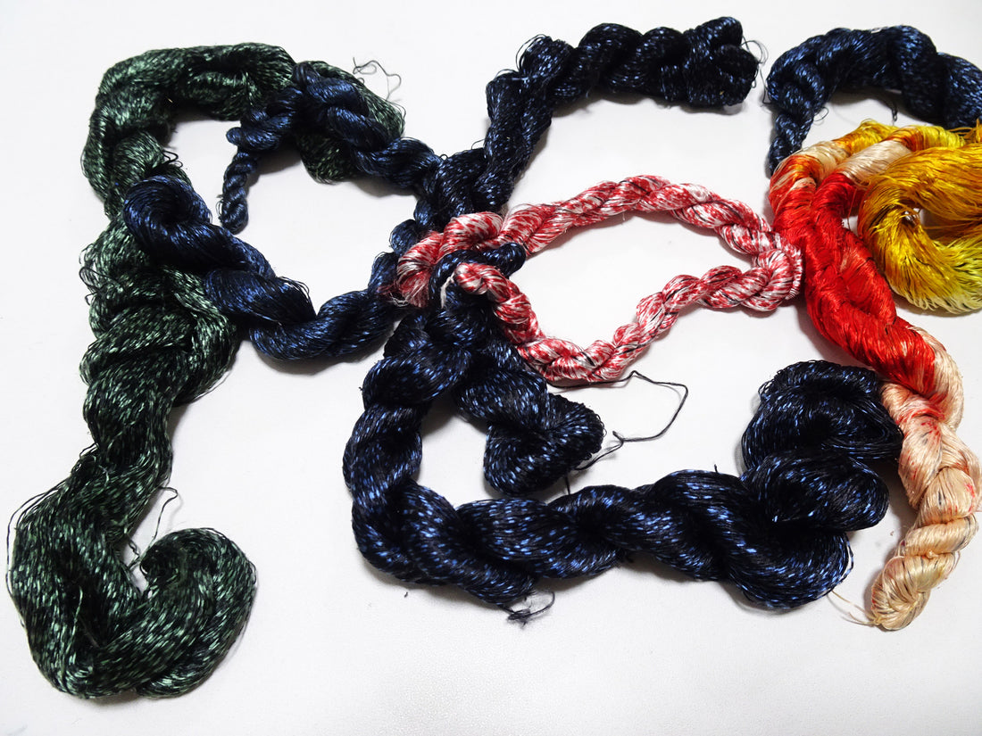 Japanese Vintage Super Rare Mud Dyeing kasuri loose Twisted Silk Thread Various Sets Embroidery & weave 13428