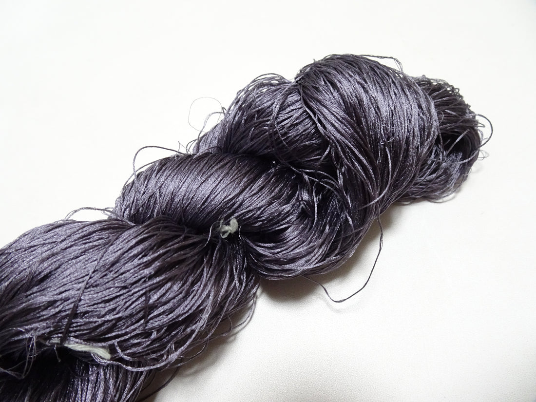 Japanese Vintage 6 Loose-Twist Silk Threads 19262