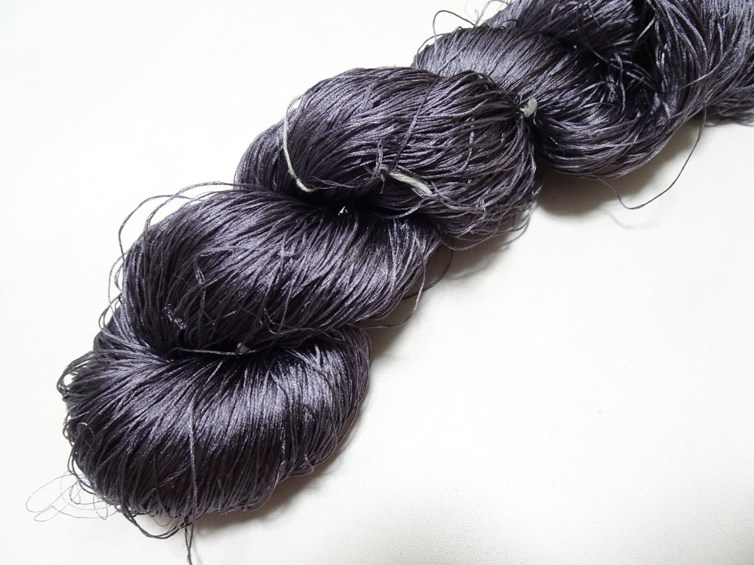 Japanese Vintage 6 Loose-Twist Silk Threads 19262