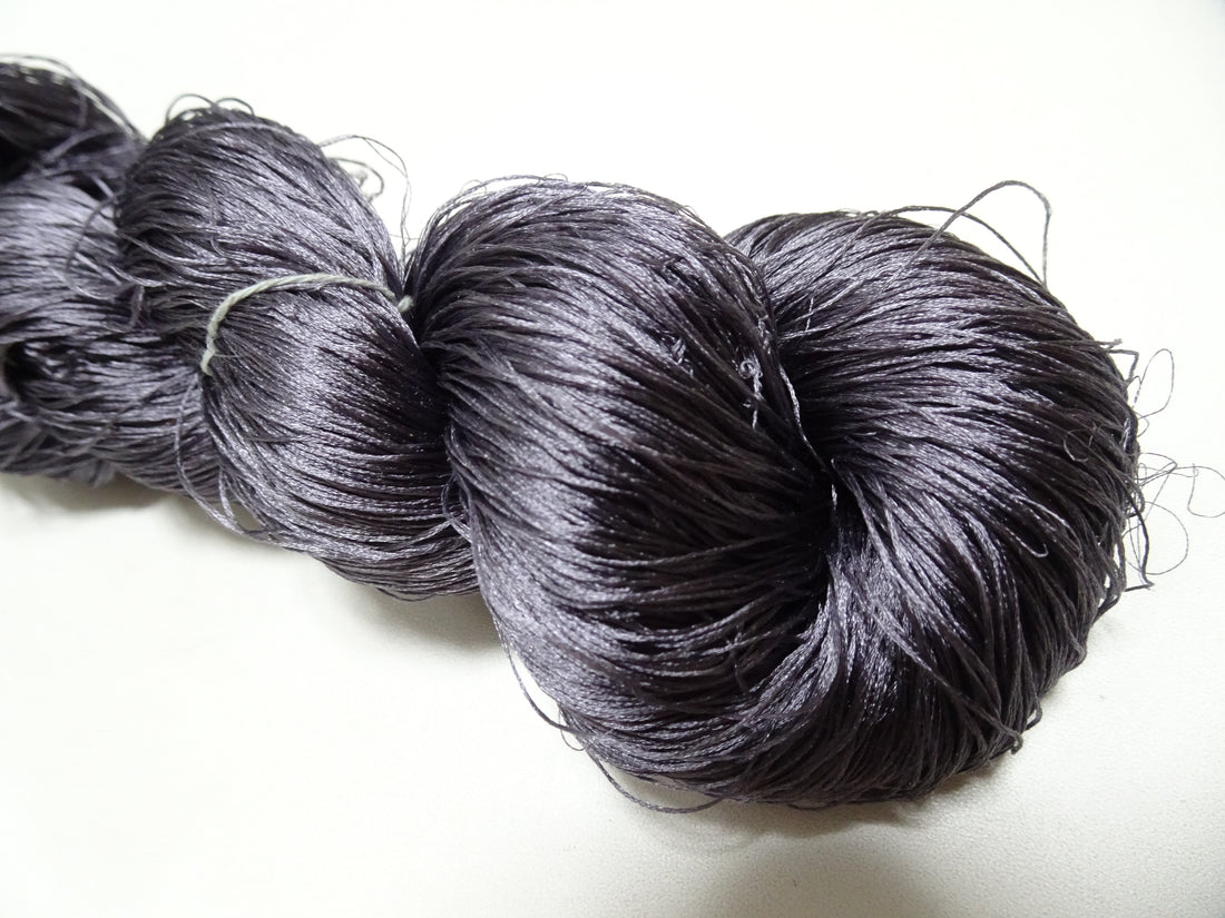 Japanese Vintage 6 Loose-Twist Silk Threads 19262
