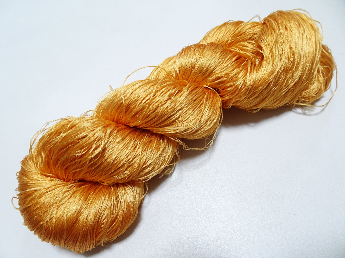 Japanese Vintage 6 Loose-Twist Silk Threads 19265